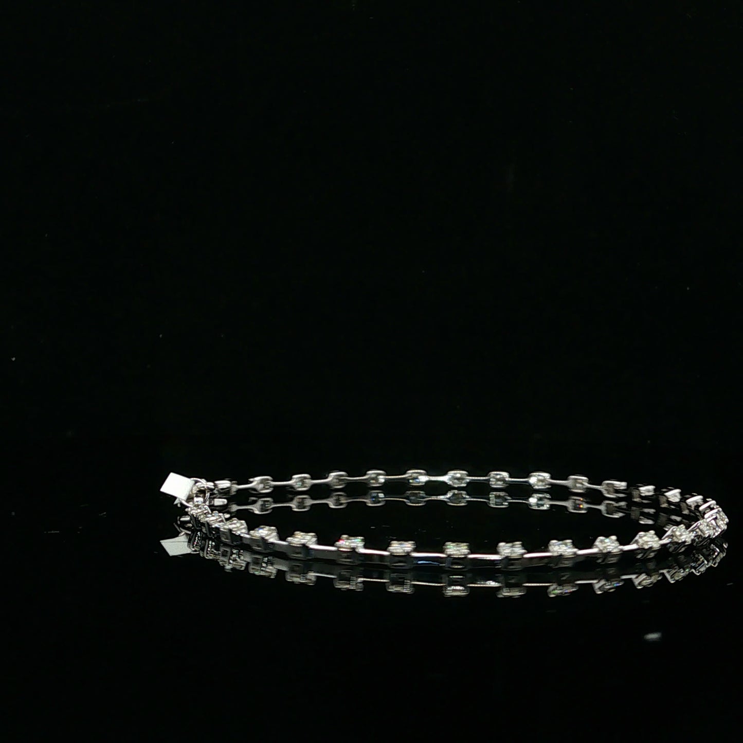 1.06ctw G/SI1 Station Bracelet - 14KW - Natural Diamond - 64249