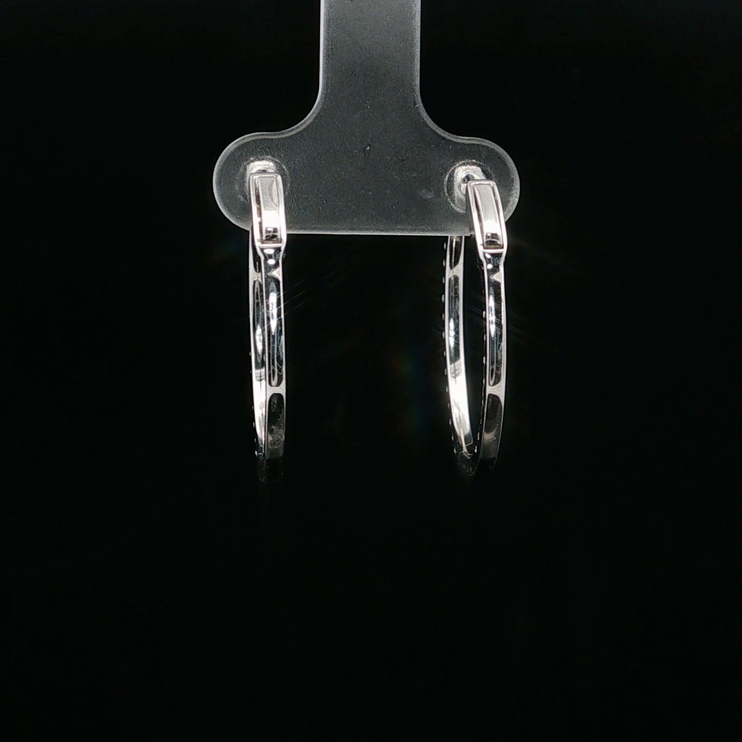 0.80ctw G/SI2 Inside Out Hoop - 18KW - Natural Diamond - 64271