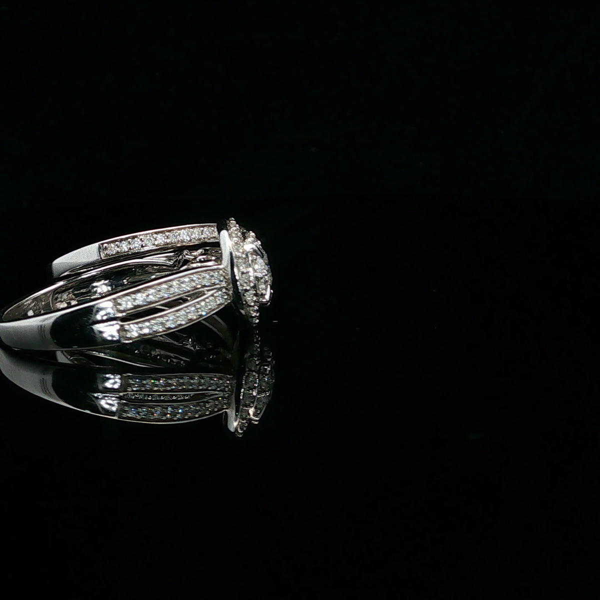 1ctw 0.3ct G/SI2 Halo Bridal Set - 10KW - Natural Diamond - 64316