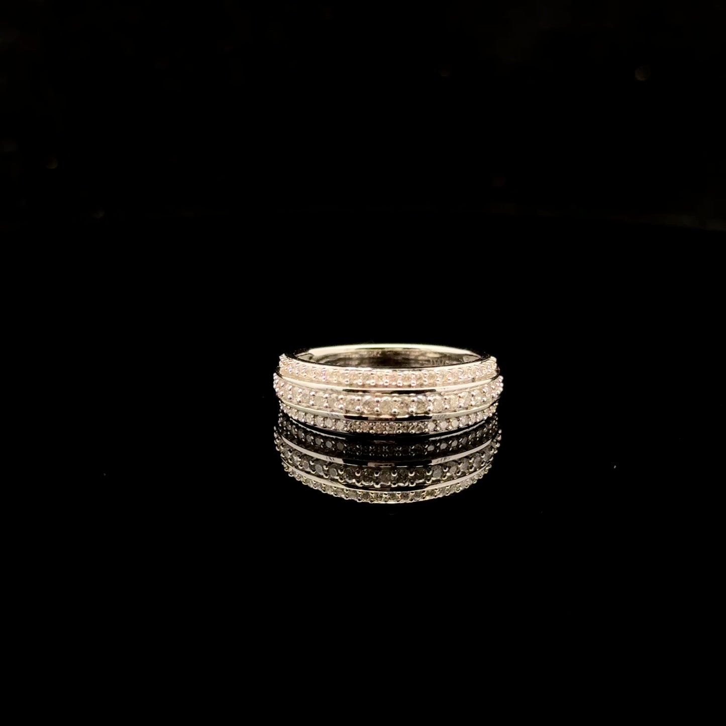 Three Row Band 0.50cwt. H/I1 - 10KW - Natural Diamond
