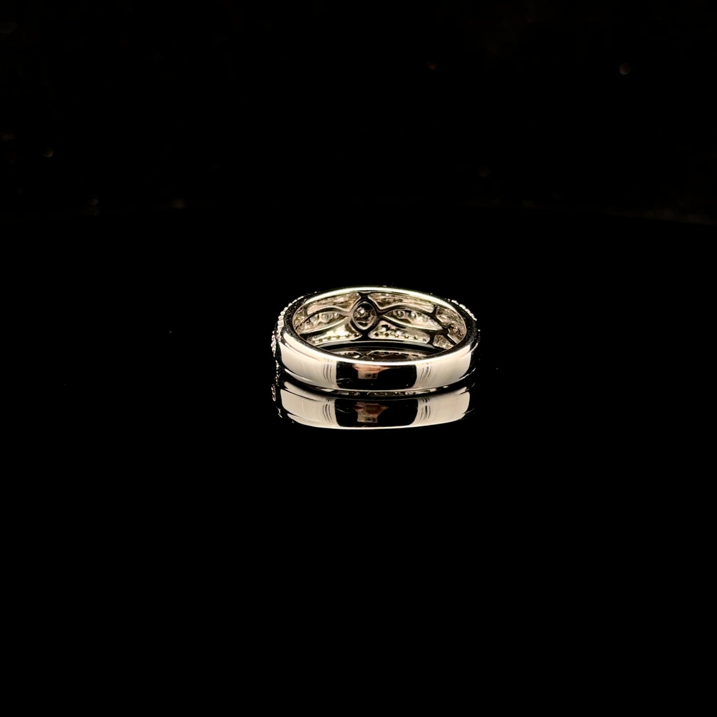 Three Row Band 0.50cwt. H/I1 - 10KW - Natural Diamond