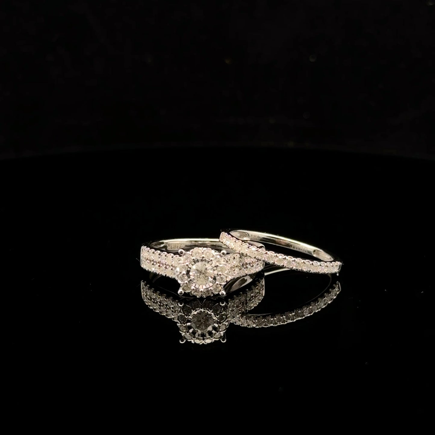 Double Halo Set 1ctw. H/I1 - 14KW - Natural Diamond