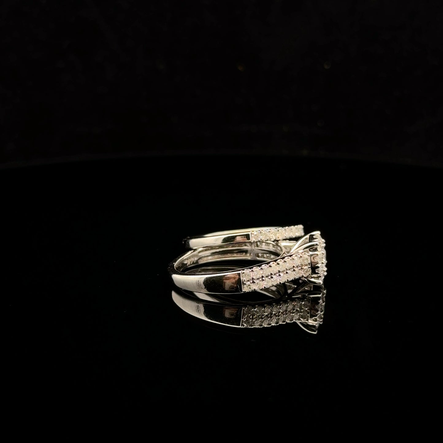 Double Halo Set 1ctw. H/I1 - 14KW - Natural Diamond