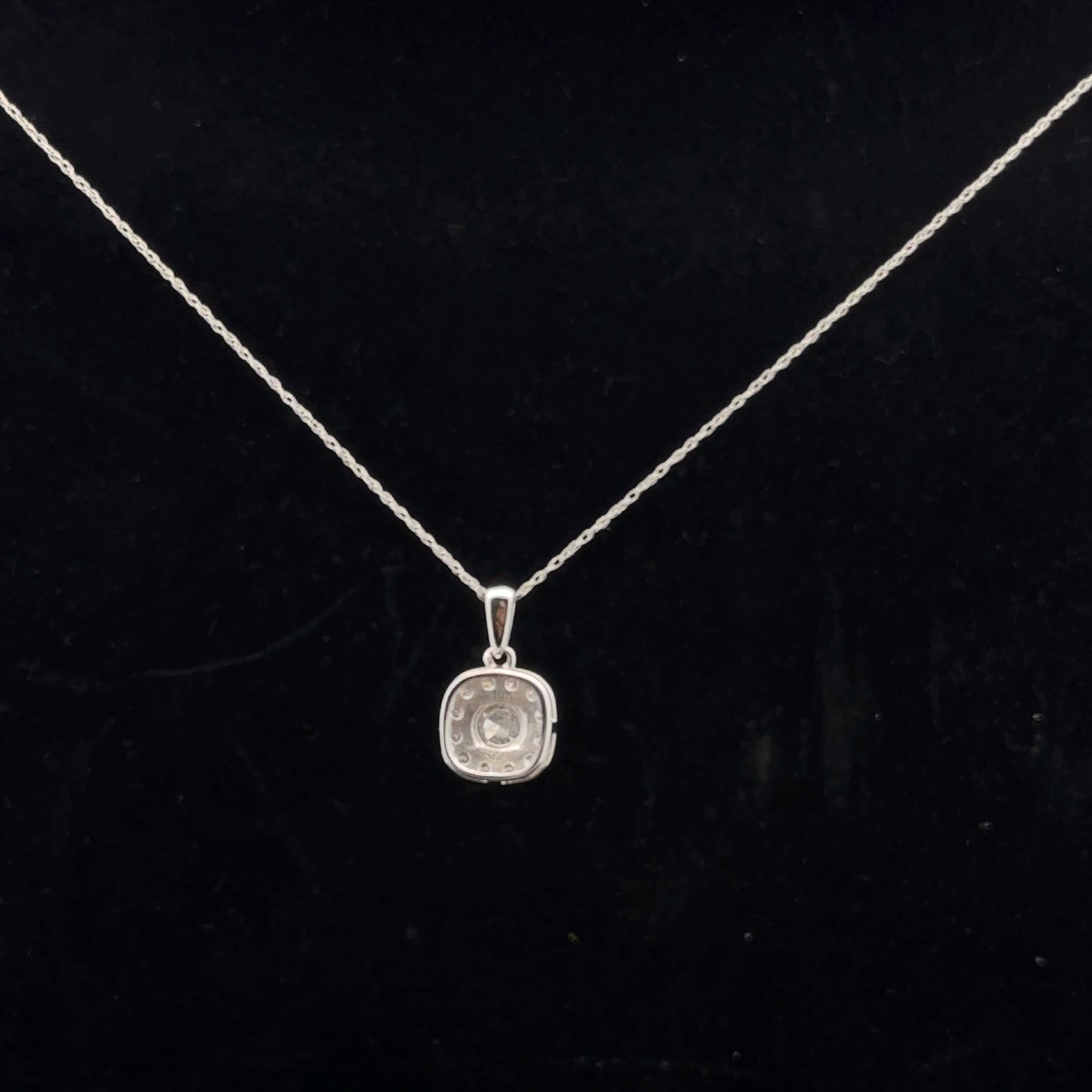 Halo Cushion 0.50ct. H/I1 - 10KW - Natural Diamond - 51052
