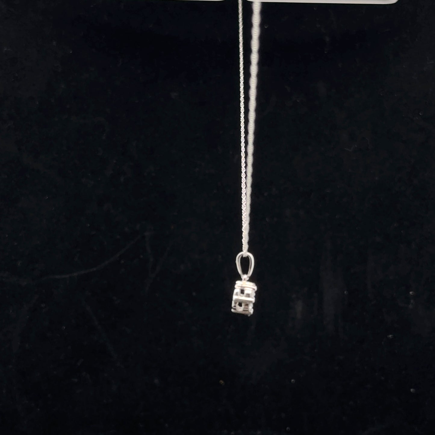7 Flower 0.25ctw. G/SI2 - 10KW - Natural Diamond - 51046