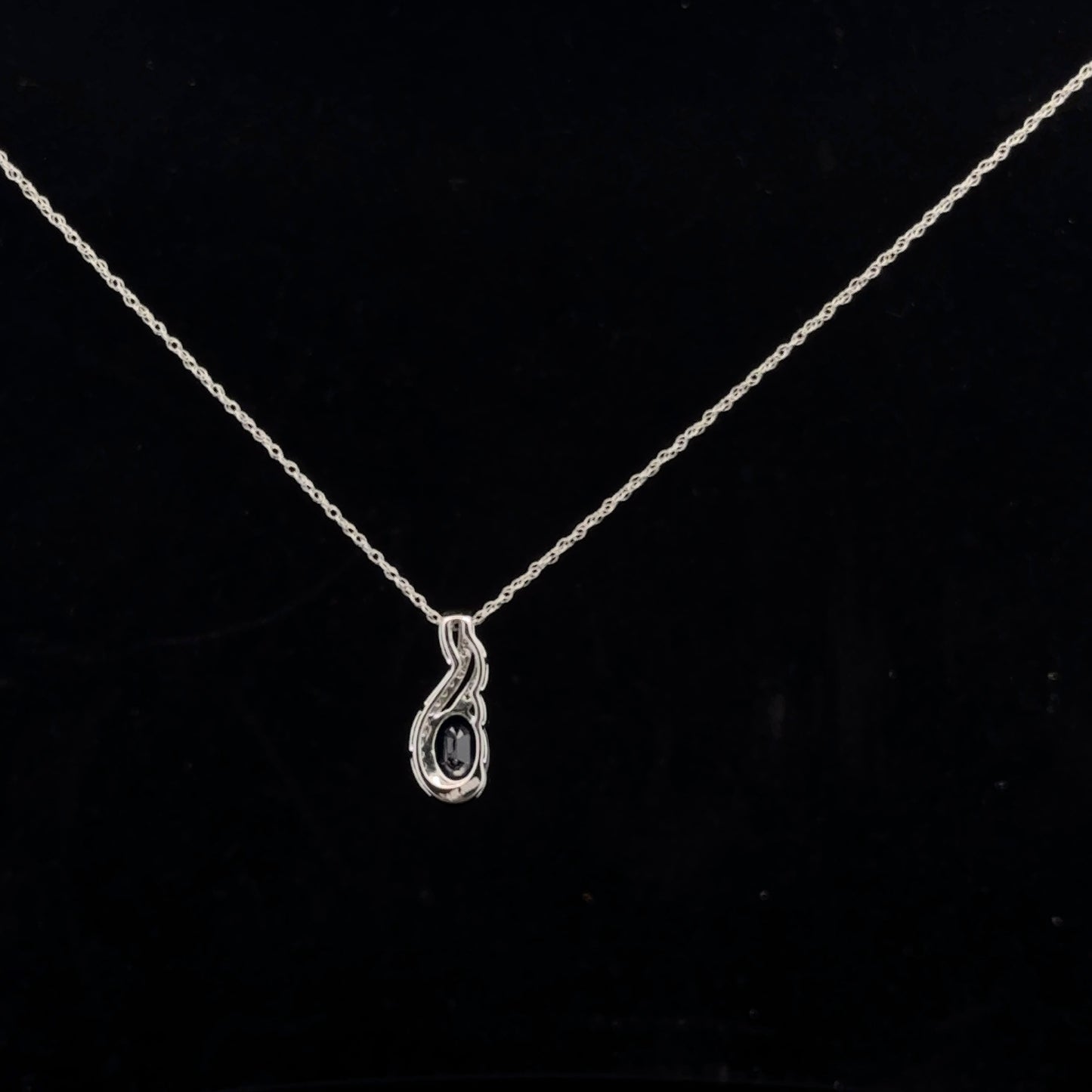 Oval Halo 1ct. 0.08ctw. - 10KW - Natural Sapphire - 51044