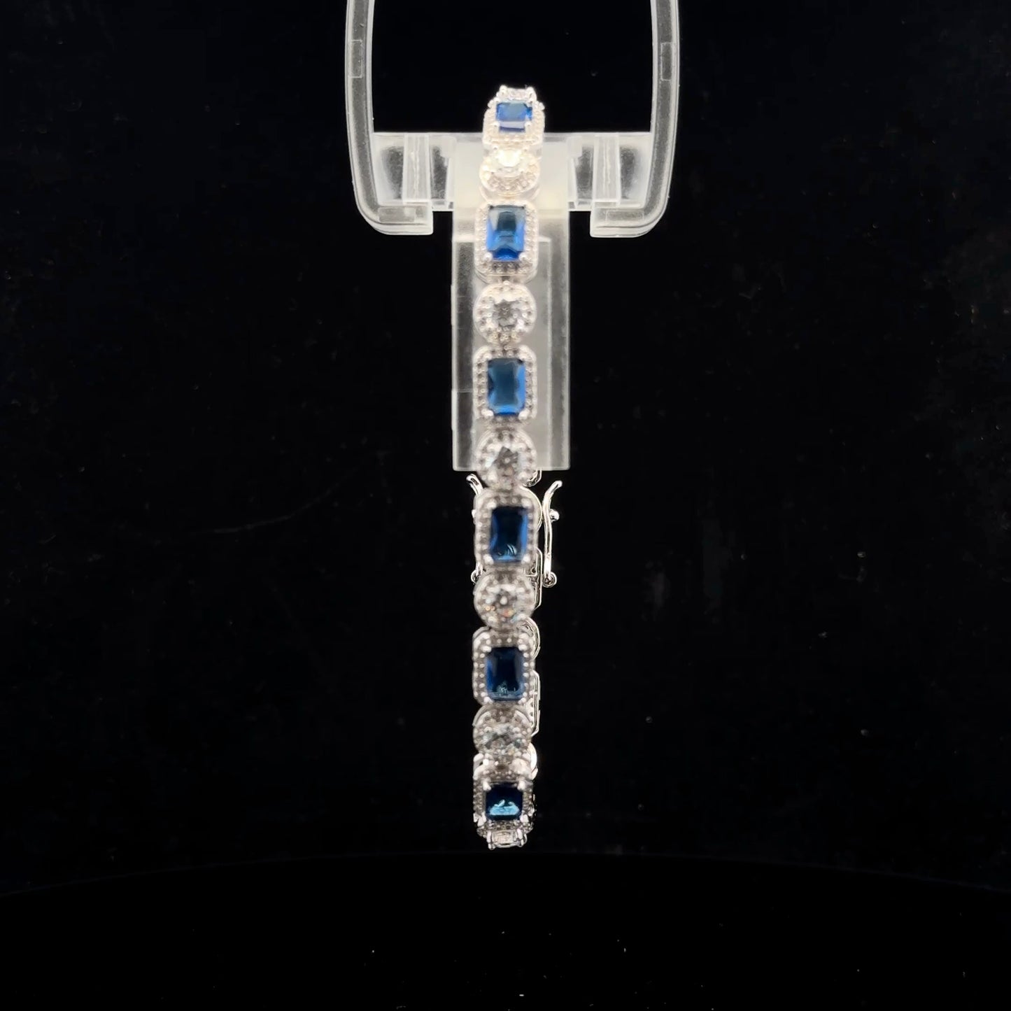 Cr Sapphire Halo 19cm. - 925S - Cr Wht Sapphire - 51068