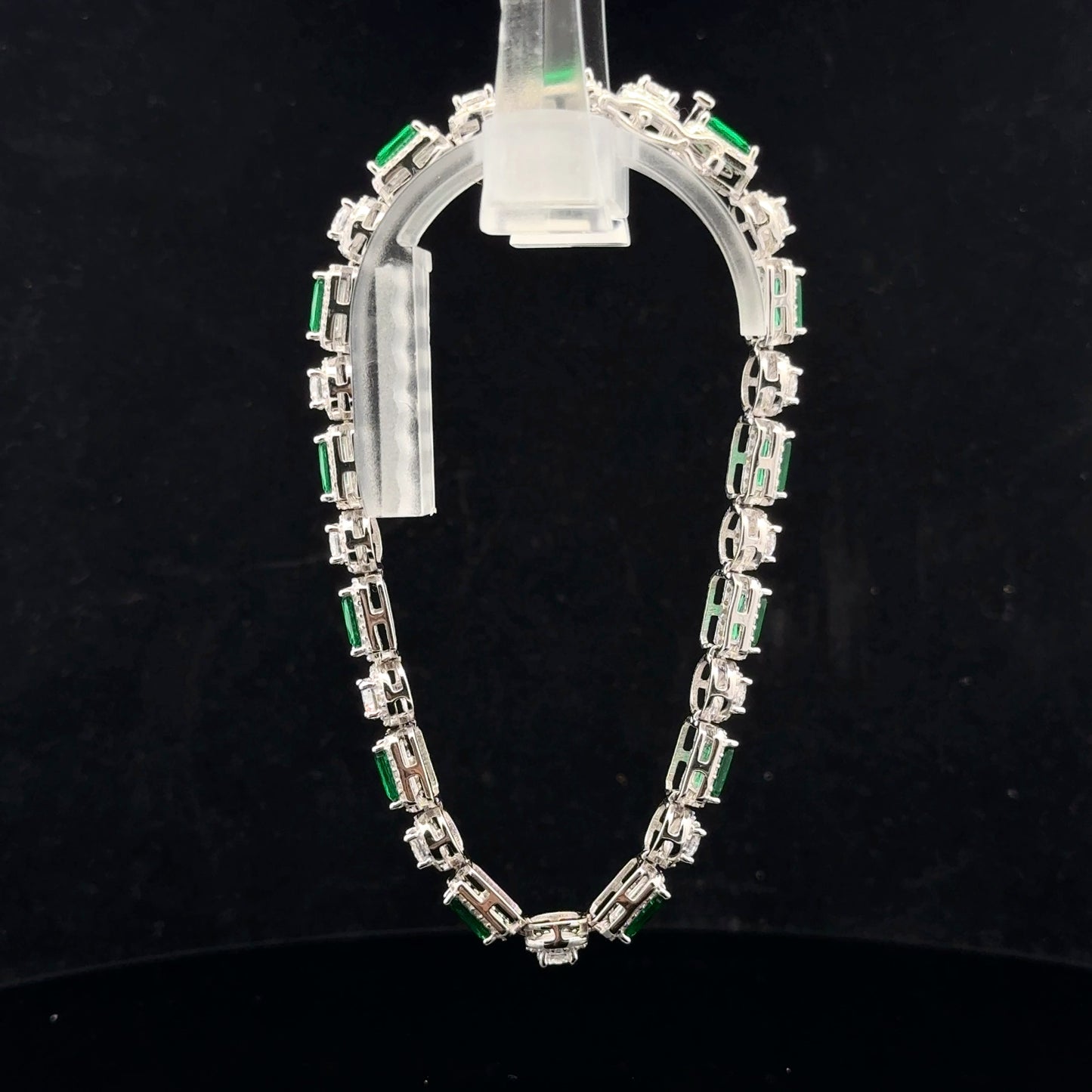 Cr Emerald Halo 19cm. - 925S - Cr Wht Sapphire