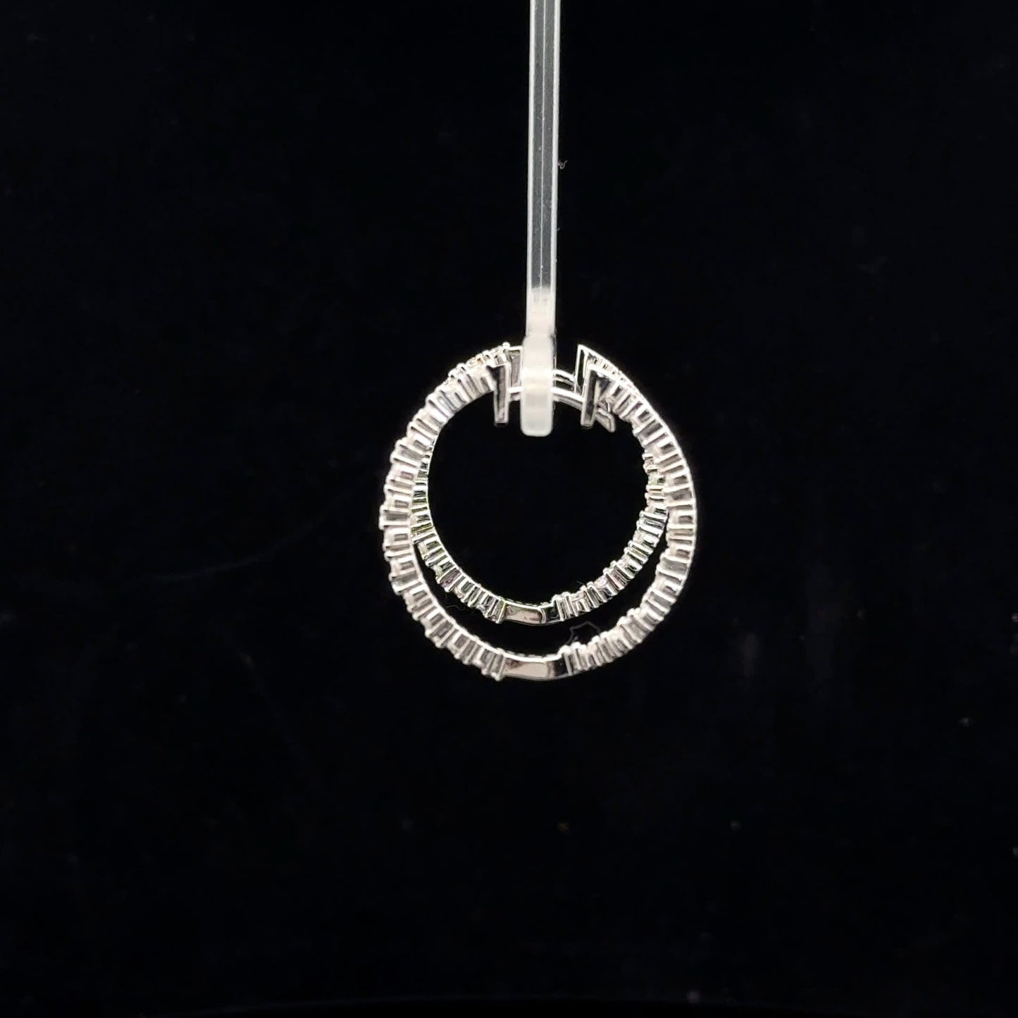 Oval Hoops 1.61ctw D/VVS1 - S925 - Moissanite - 52020