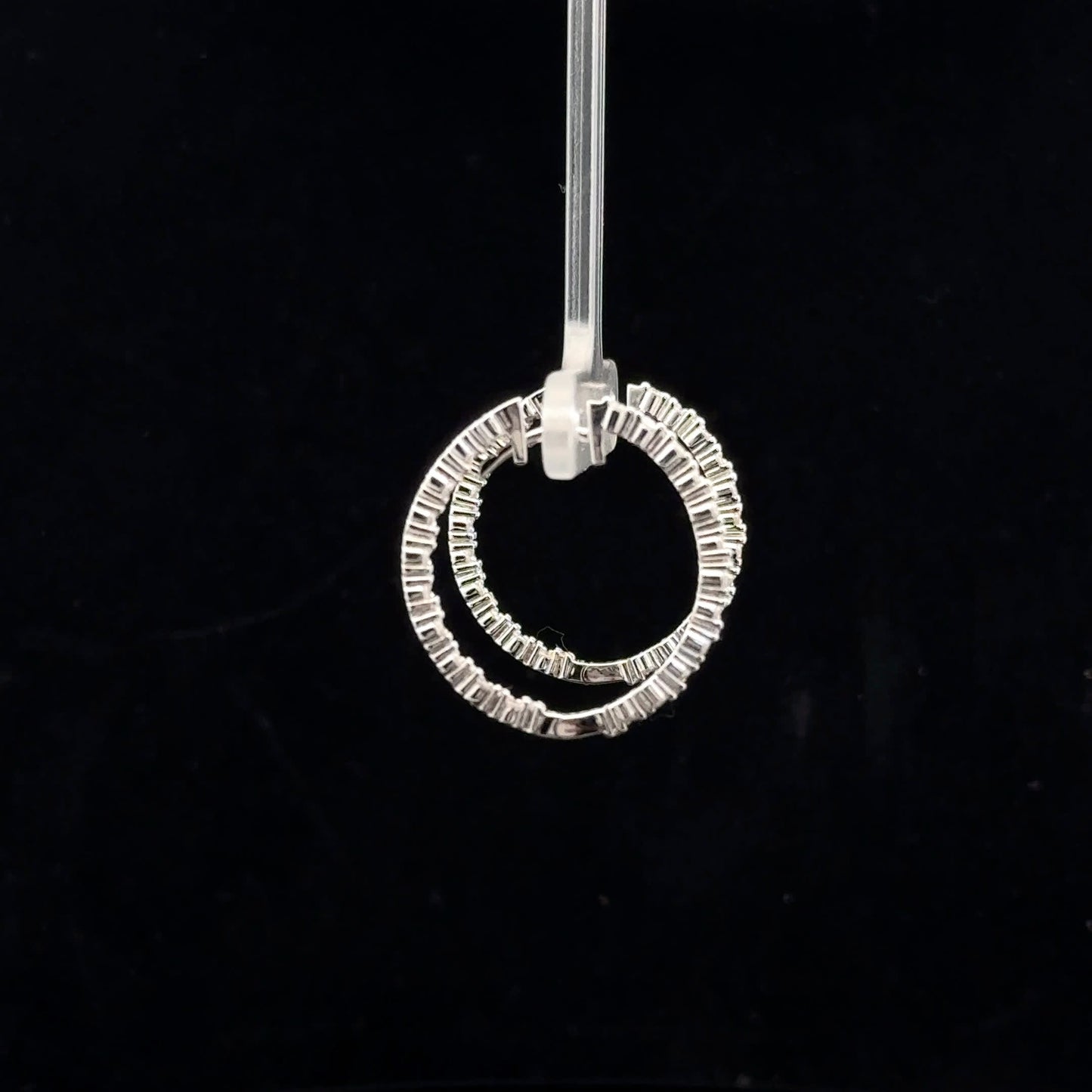 Oval Hoops 1.61ctw D/VVS1 - S925 - Moissanite - 52020