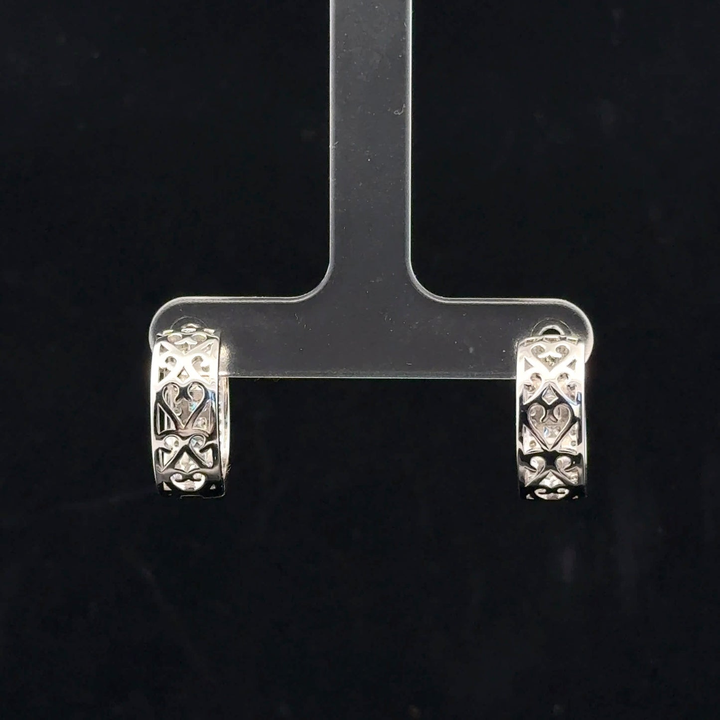Round Hoops 1.70ctw D/VVS1 - S925 - Moissanite - 52021