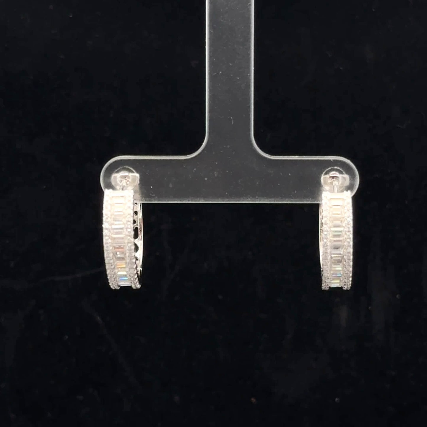 Baguette Hoops 0.42ctw D/VVS1 - S925 - Moissanite - 52022