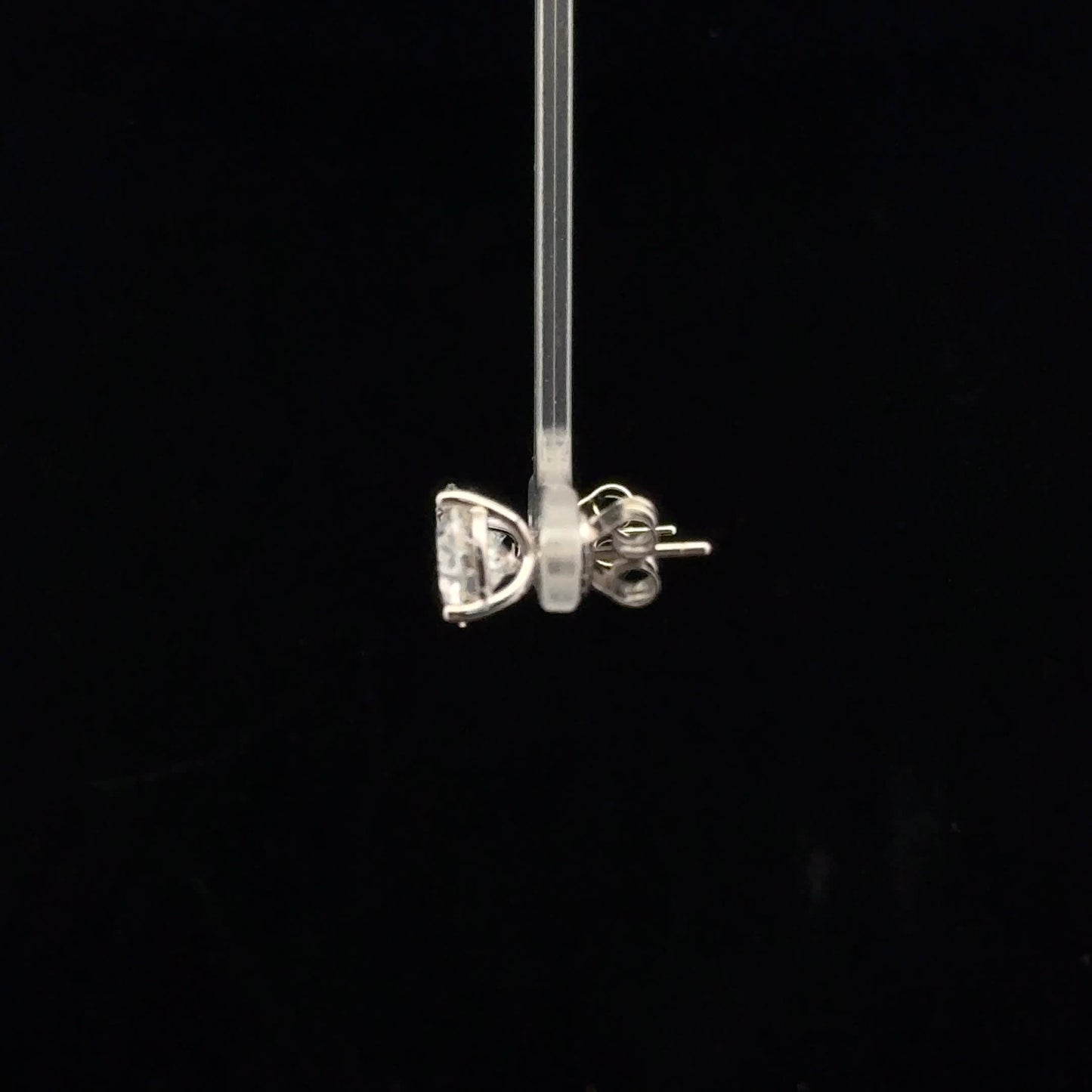 Solitaire Studs 4ctw D/VVS1 - S925 - Moissanite - 52023