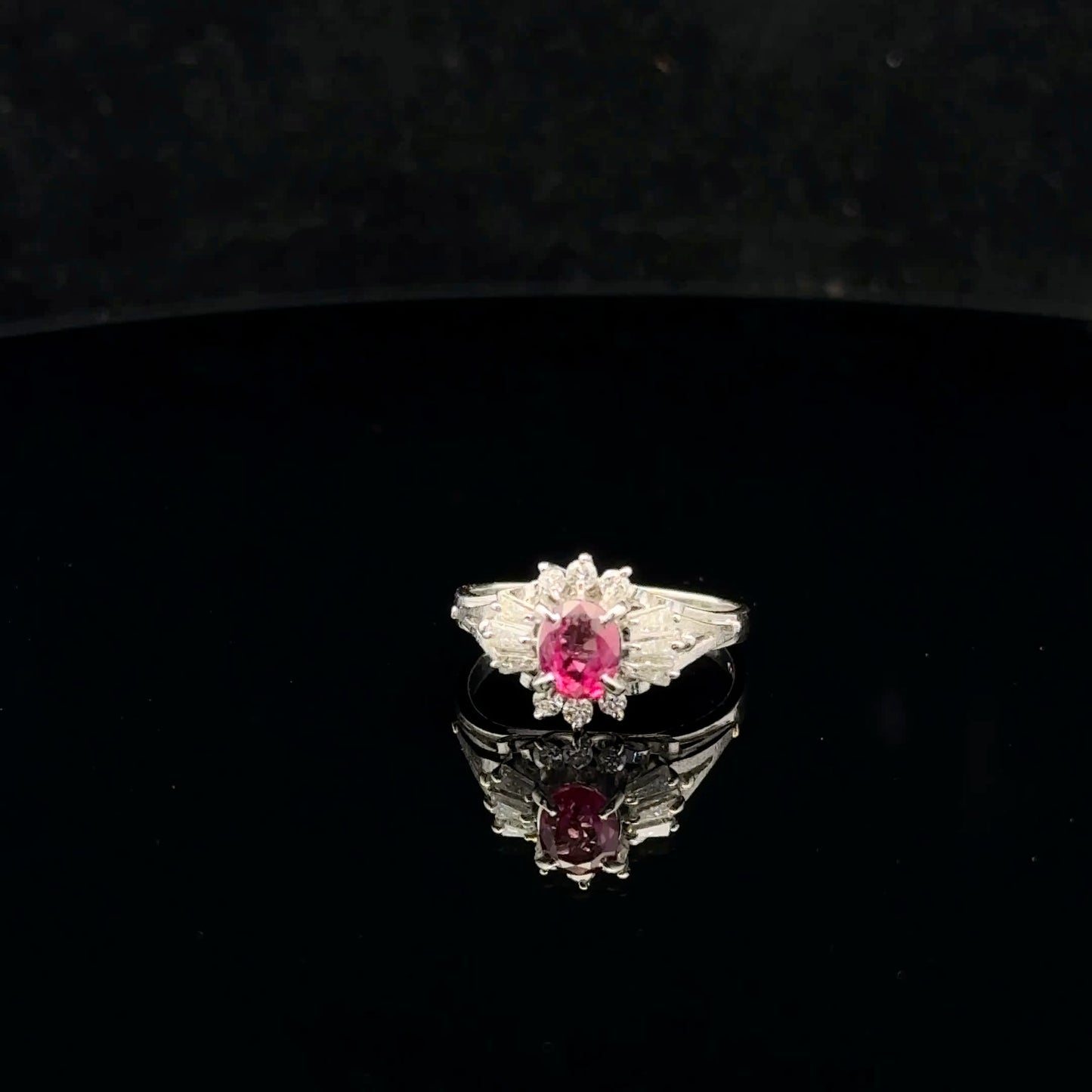 0.86ct Ruby 0.35ctw Diamond - PLAT900 - Natural - 52026