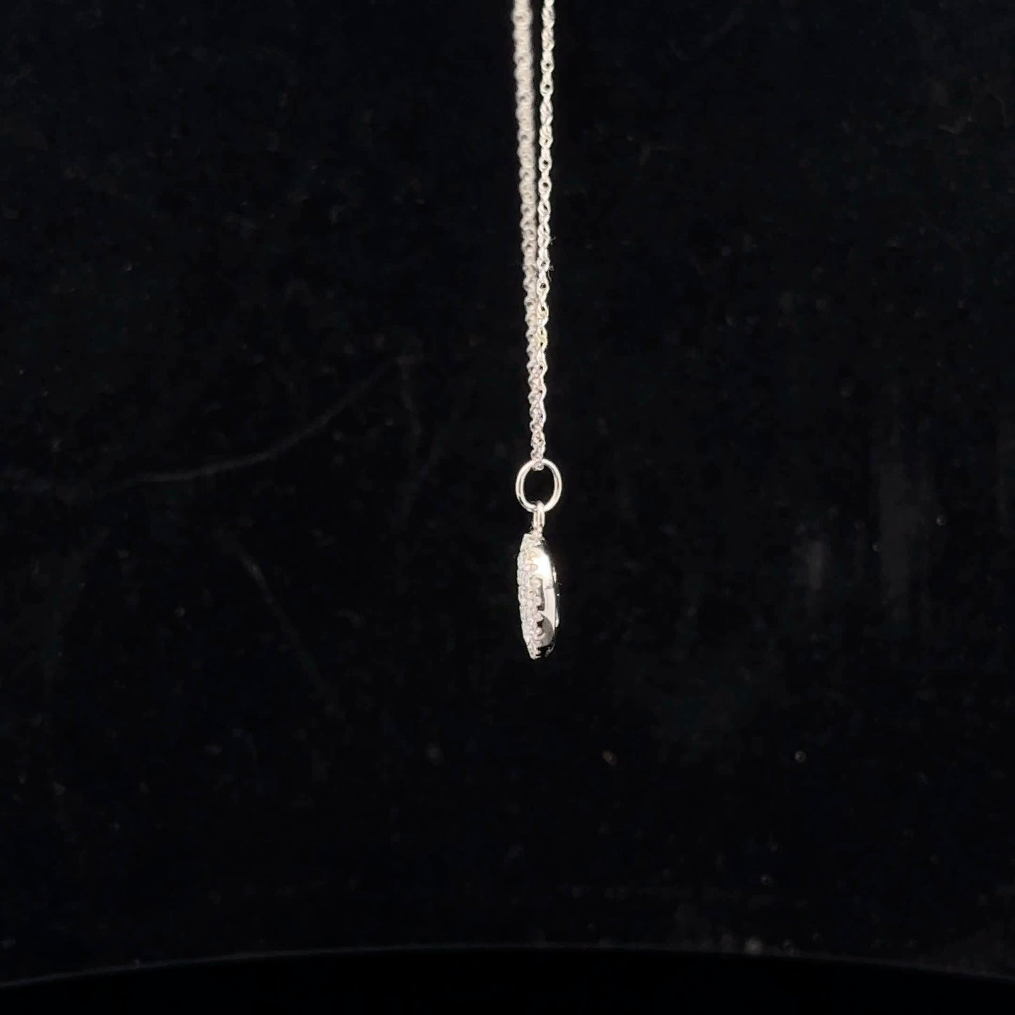 Halo Necklace 0.50ctw G/SI1 - 14KW - Natural Diamond - 52030