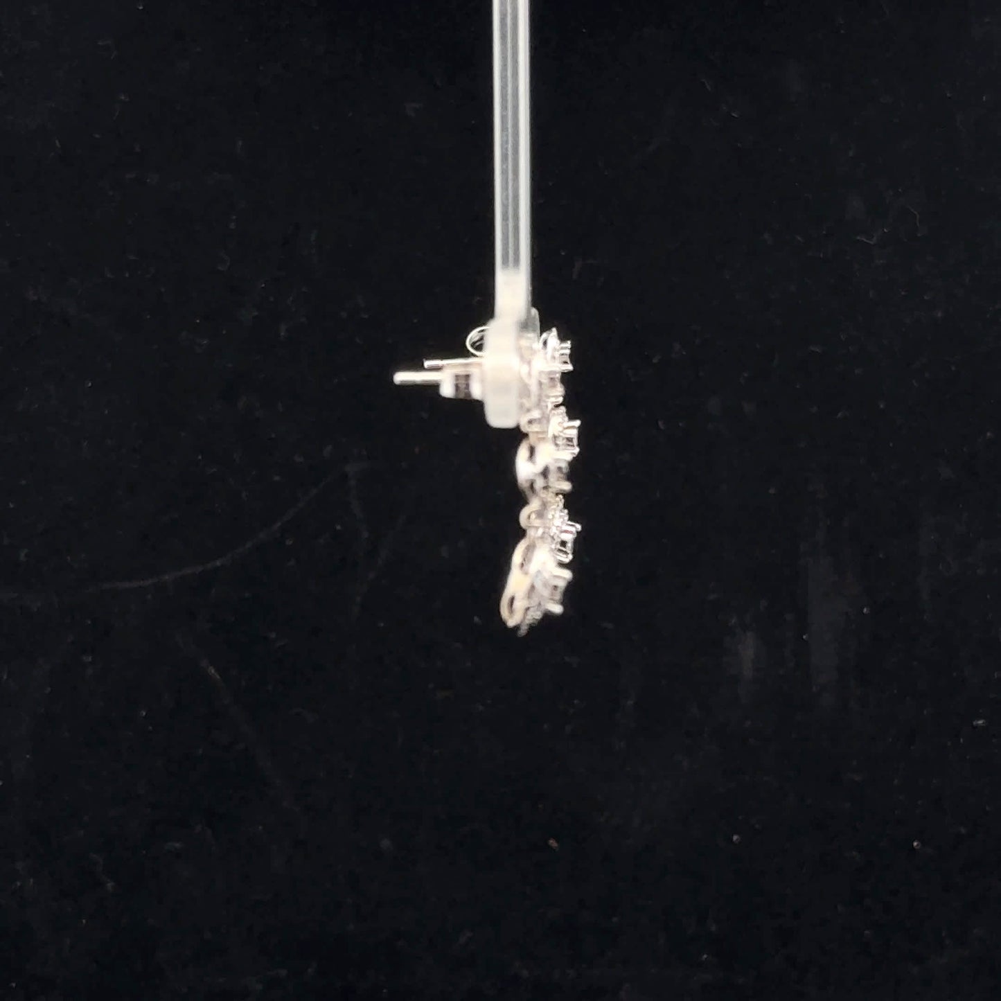 Three Drop 0.50ctw G/SI2 - 10KW - Natural Diamond - 52049