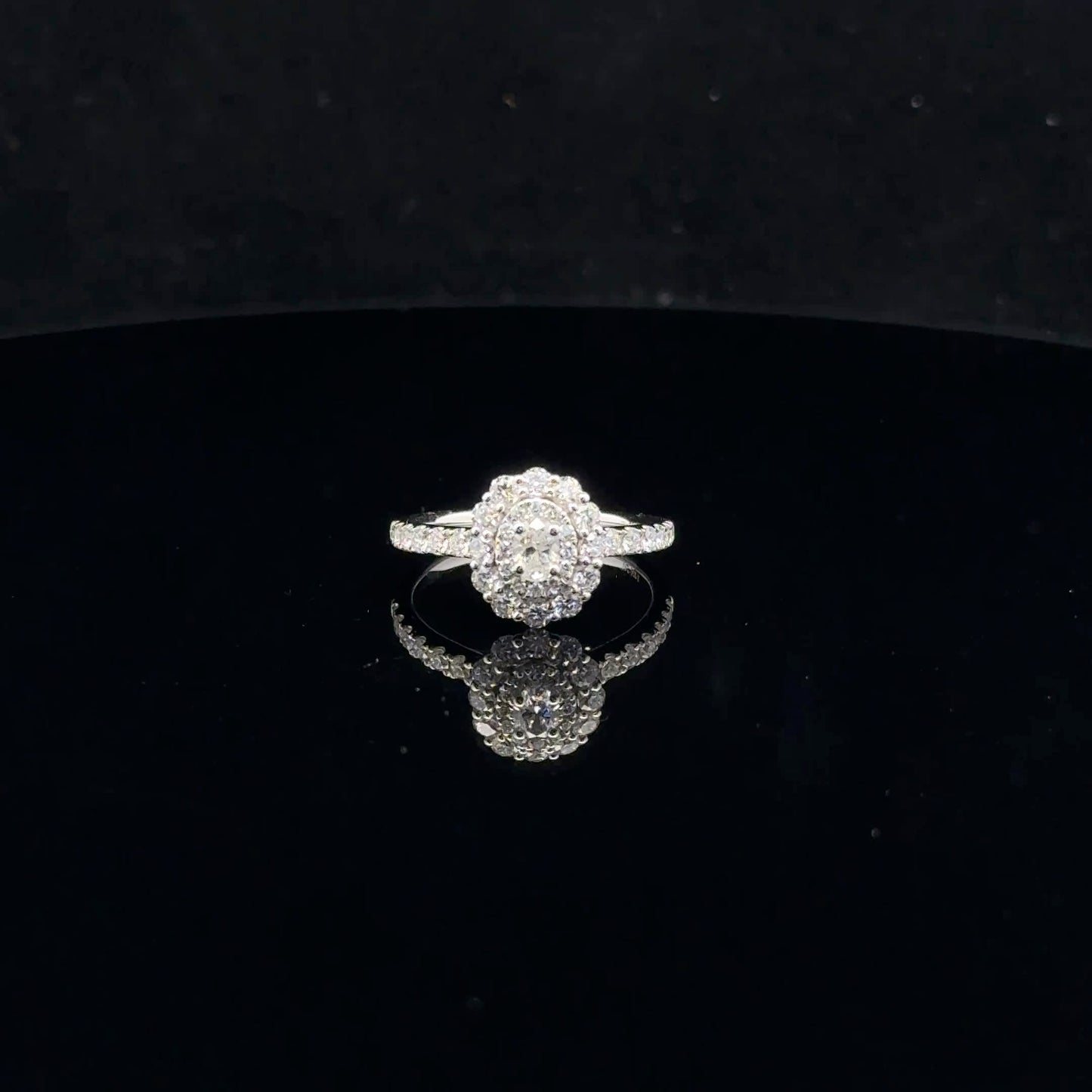 Oval triple halo 1ctw 0.25ct F/SI1 - 14KW - Natural Diamond - 52051