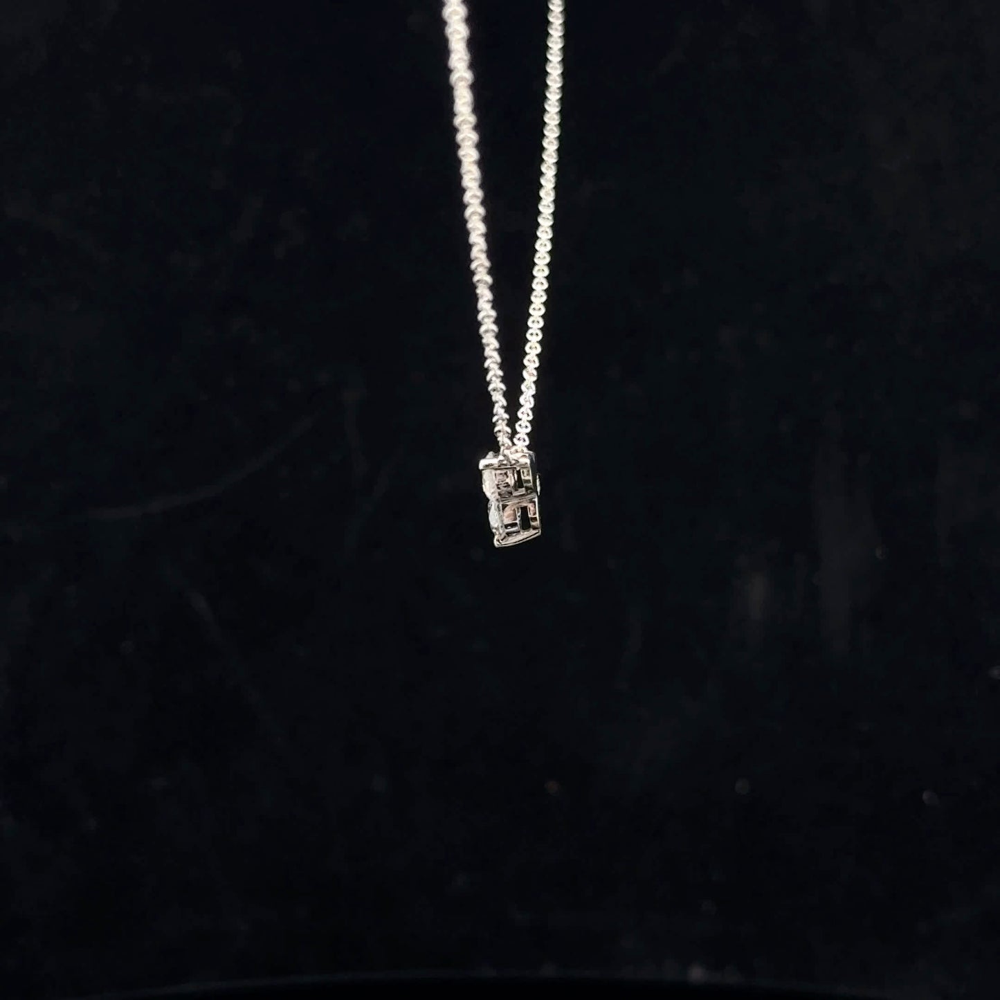 Tri-Solitaire 0.50ctw G/SI2 - 10KW - Natural Diamond - 52052