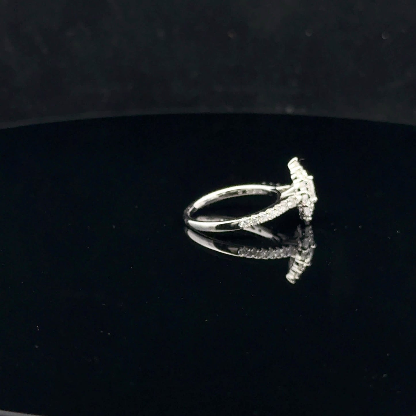 Pear triple halo 1ctw 0.25ct F/SI1 - 14KW - Natural Diamond - 52053
