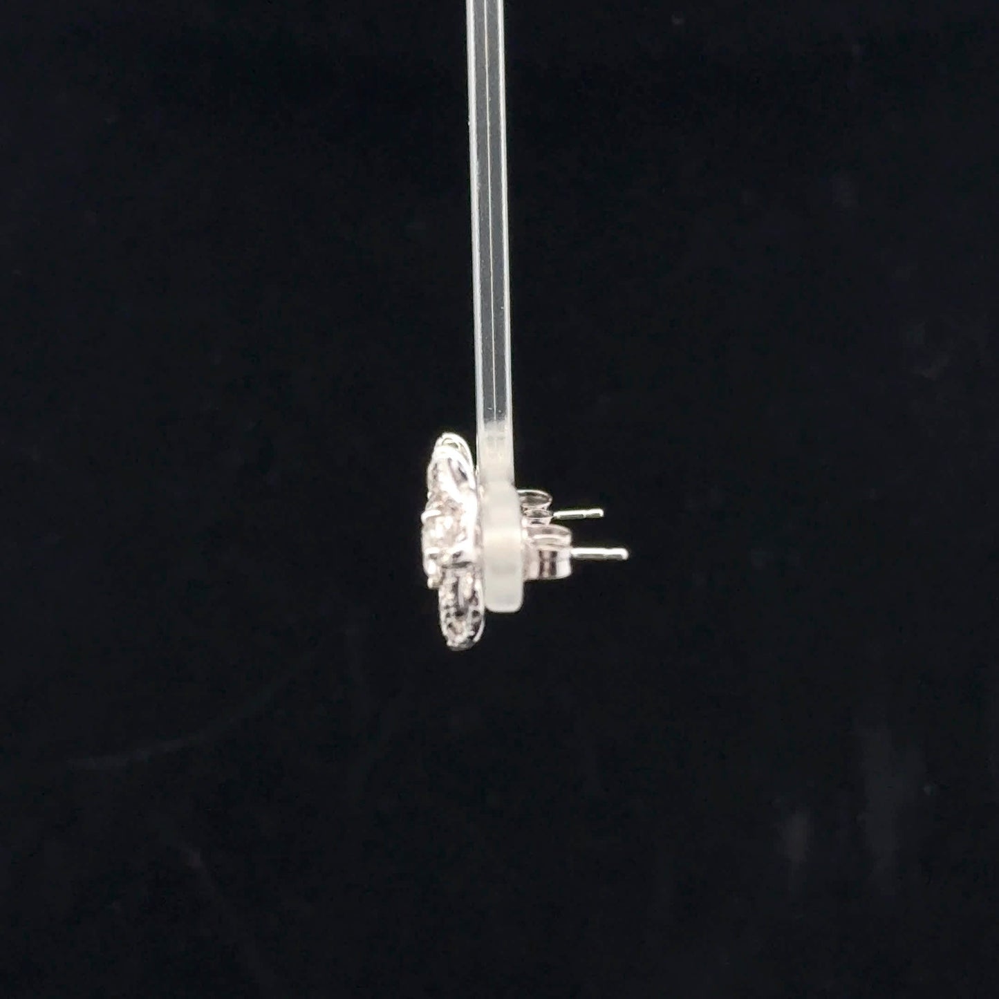 Twist Halo 1ctw G/SI2 - 10KW - Natural Diamond - 52055