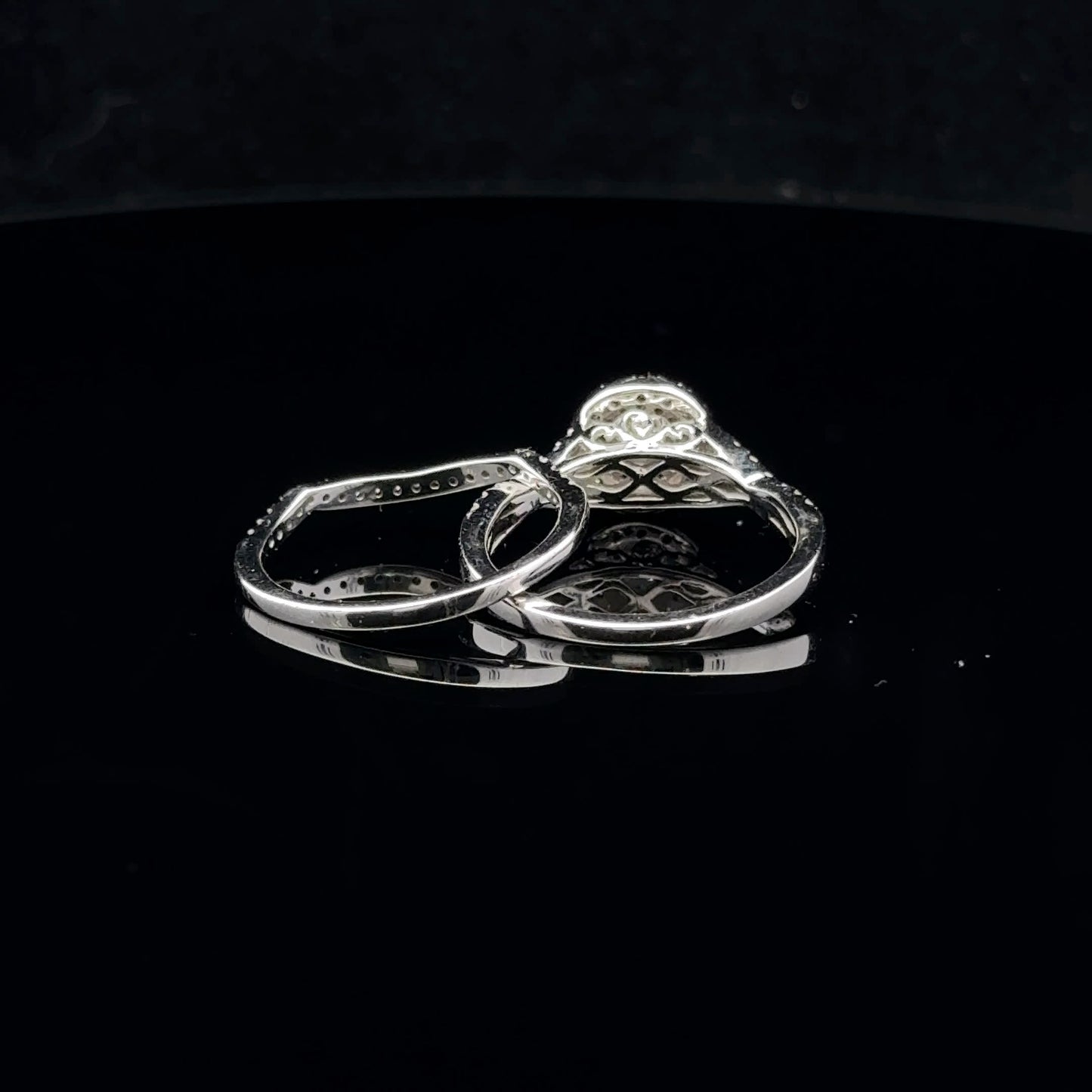 0.63ctw 0.10ct G/SI1 #6.5 Halo Twist Set - 14KW - Natural Diamond - 53024