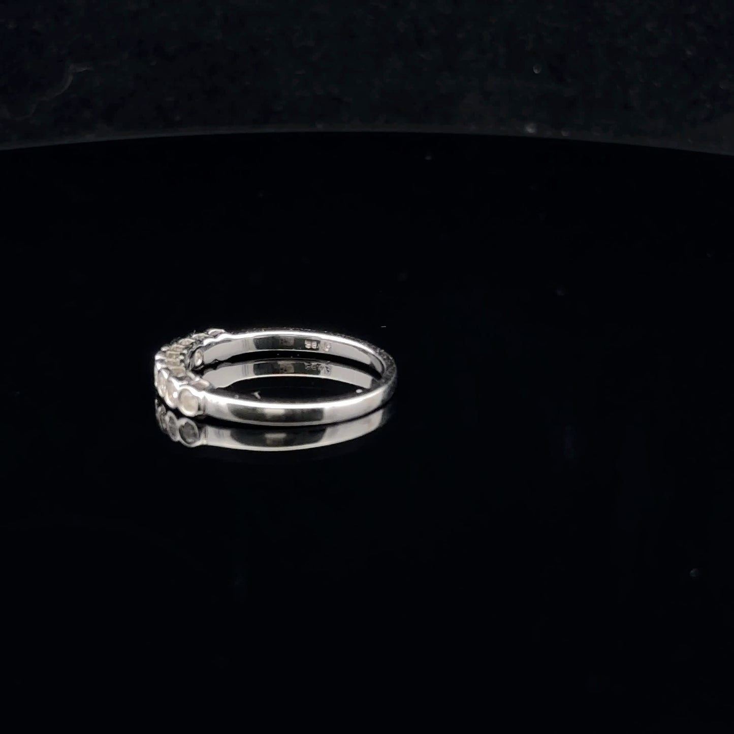 0.25ctw F/SI2 #6.5 Bezel Band - 14KW - Natural Diamond - 53032