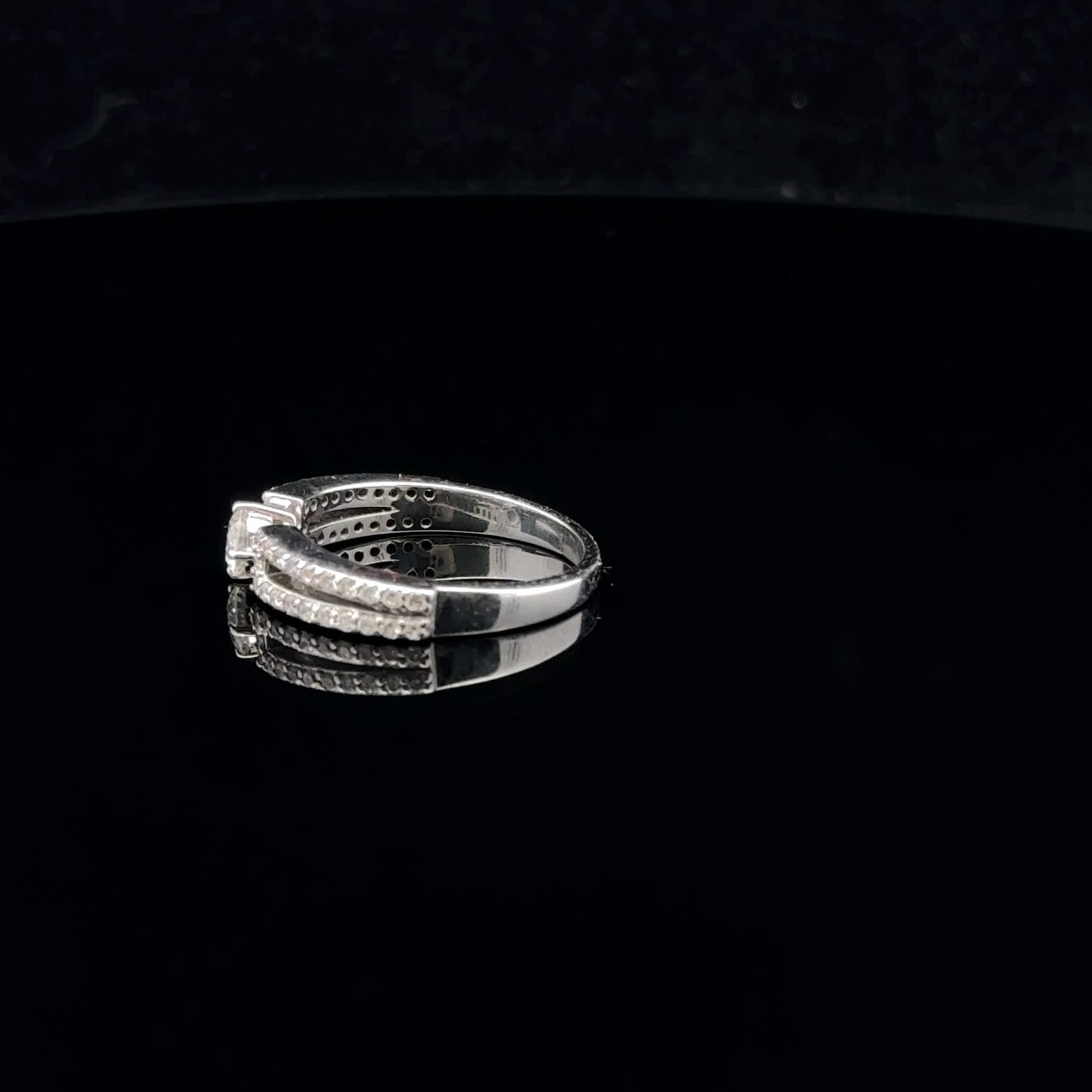 0.35ctw 0.20ct G/VS2 #6 Wide Band - 14KW - Natural Diamond - 53036