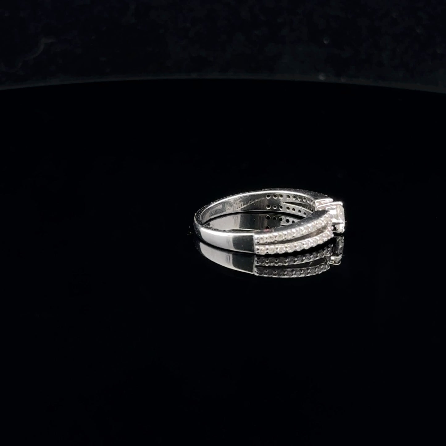 0.35ctw 0.20ct G/VS2 #6 Wide Band - 14KW - Natural Diamond - 53036