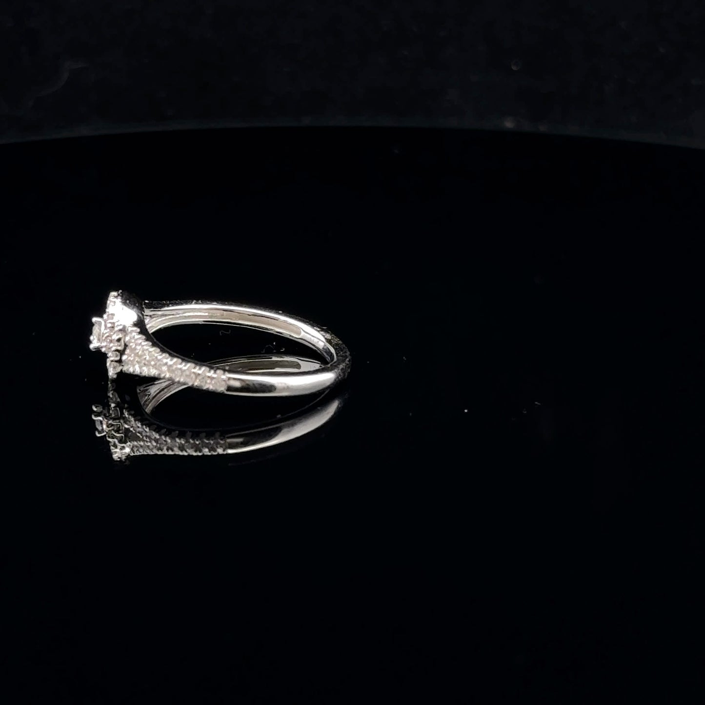 0.25ctw G/SI1 #7 Double Circle - 10KW - Natural Diamond - 53043