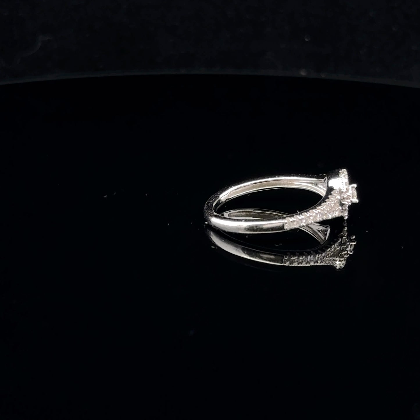 0.25ctw G/SI1 #7 Double Circle - 10KW - Natural Diamond - 53043