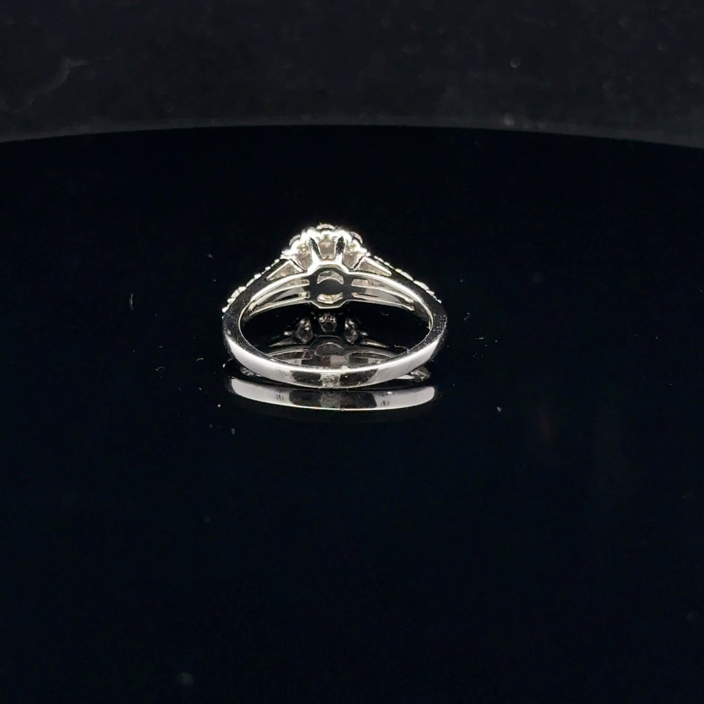 1ctw 0.33ct G/SI1 #7 Flower halo - 10KW - Natural Diamond - 53052