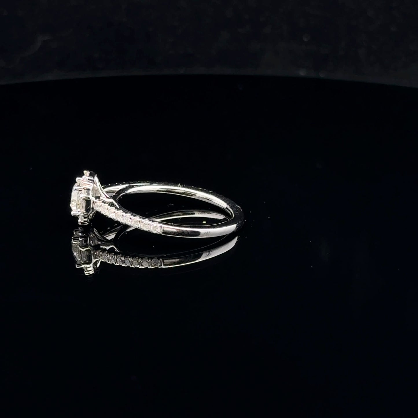 0.88ctw 0.50ct G/SI2 #7 Baguette Halo - 14KW - Natural Diamond - 53056