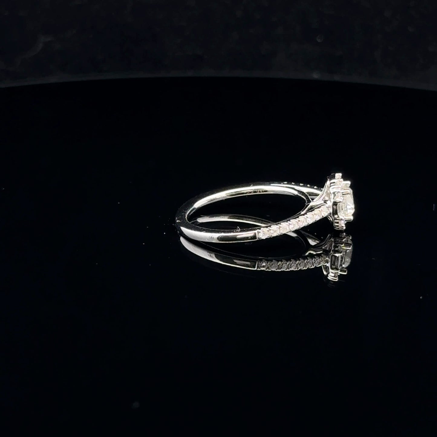 0.88ctw 0.50ct G/SI2 #7 Baguette Halo - 14KW - Natural Diamond - 53056
