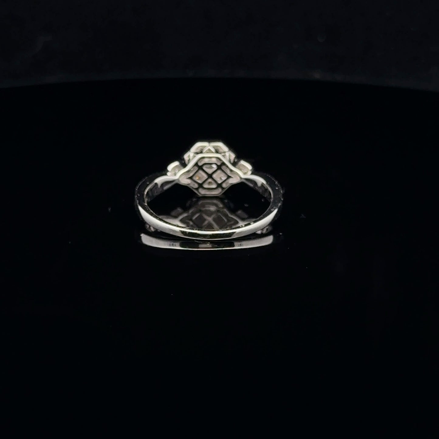 Natural Diamond - 14KW - Vintage Halo - 53062