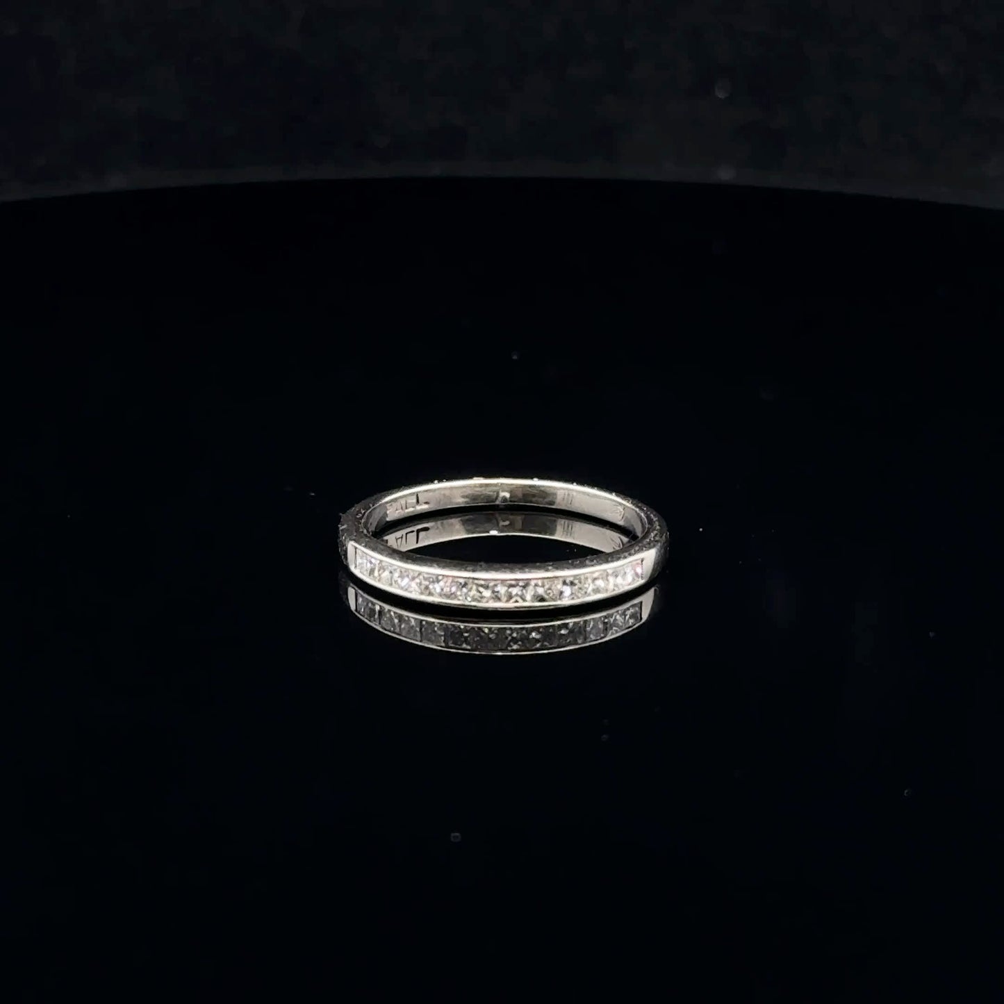 0.35ctw F/VS2 #6.5 Princess Channel - PALL - Natural Diamond - 53064