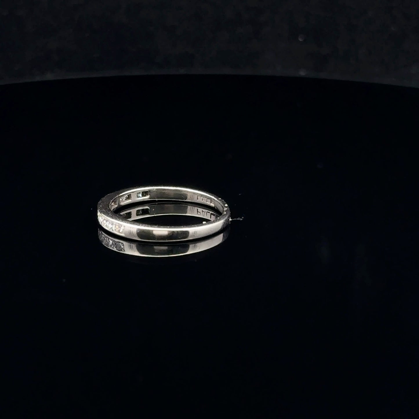 0.35ctw F/VS2 #6.5 Princess Channel - PALL - Natural Diamond - 53064