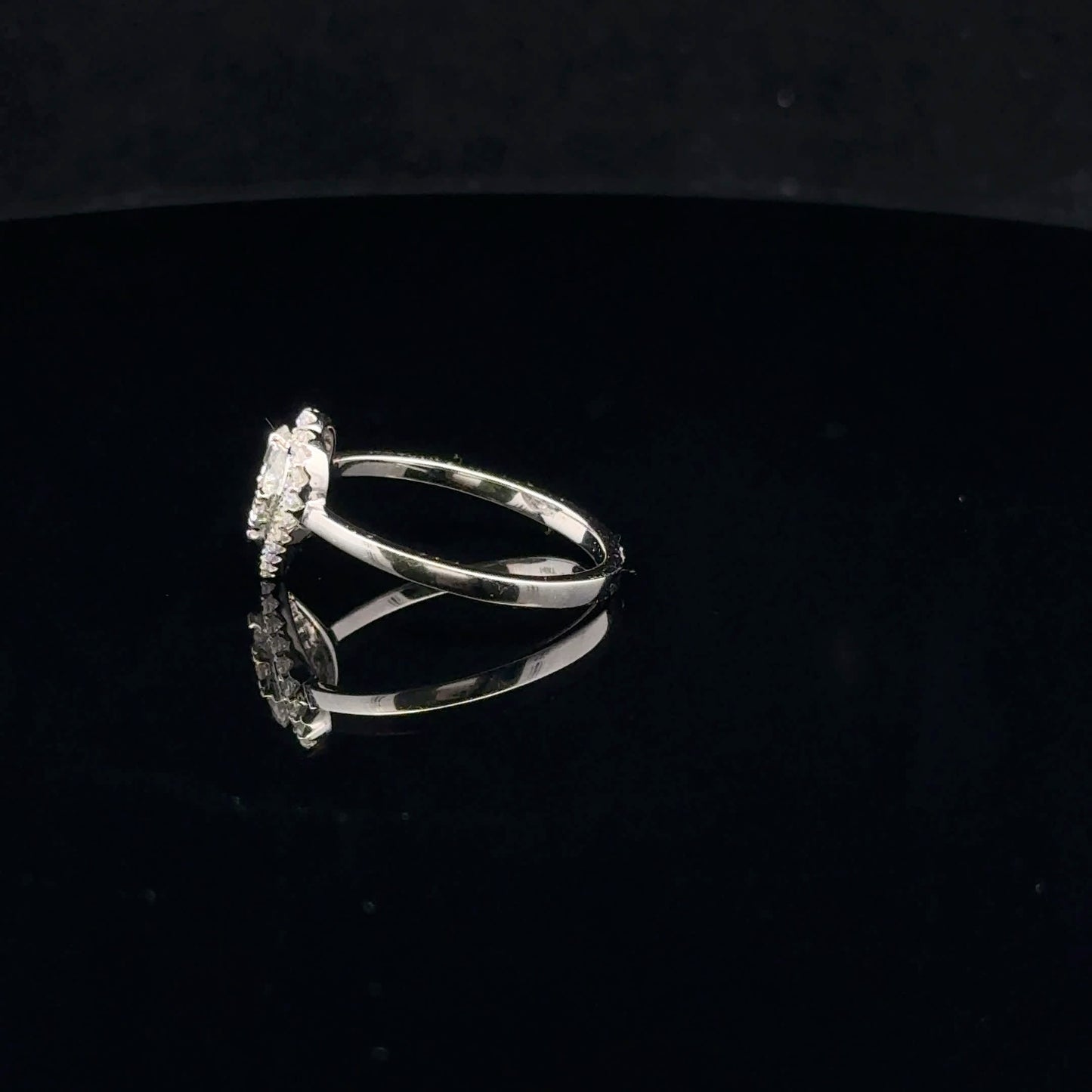 0.58ctw F/SI1 #6.75 Heart Halo - 14KW - Natural Diamond - 53068