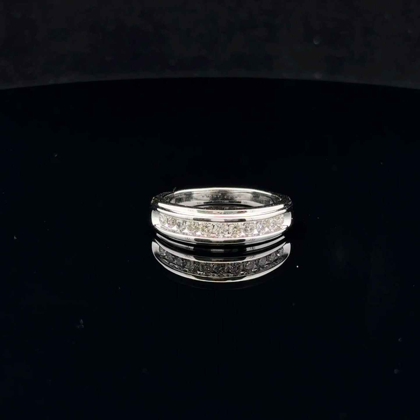 0.38ctw G/SI2 #7 Channel Men's band - 10KW - Natural Diamond - 53073