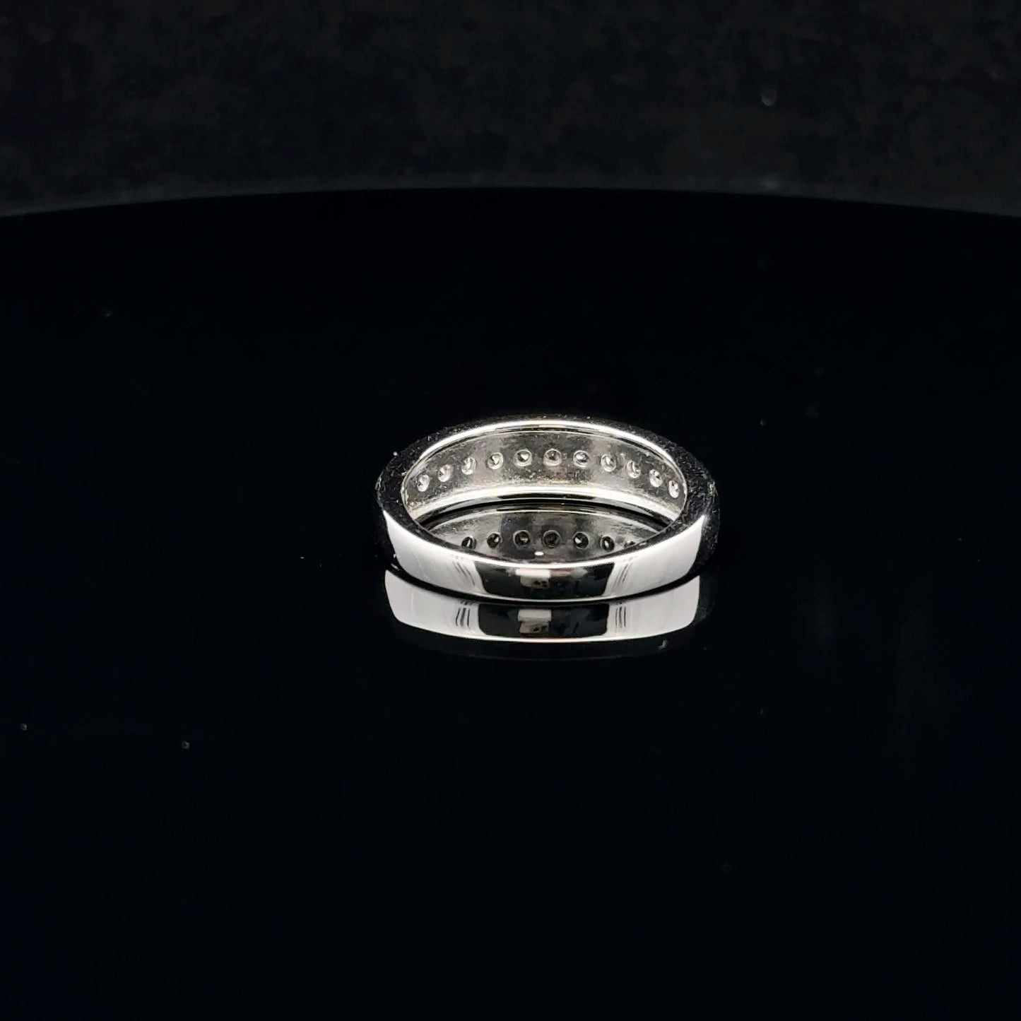 0.38ctw G/SI2 #7 Channel Men's band - 10KW - Natural Diamond - 53073
