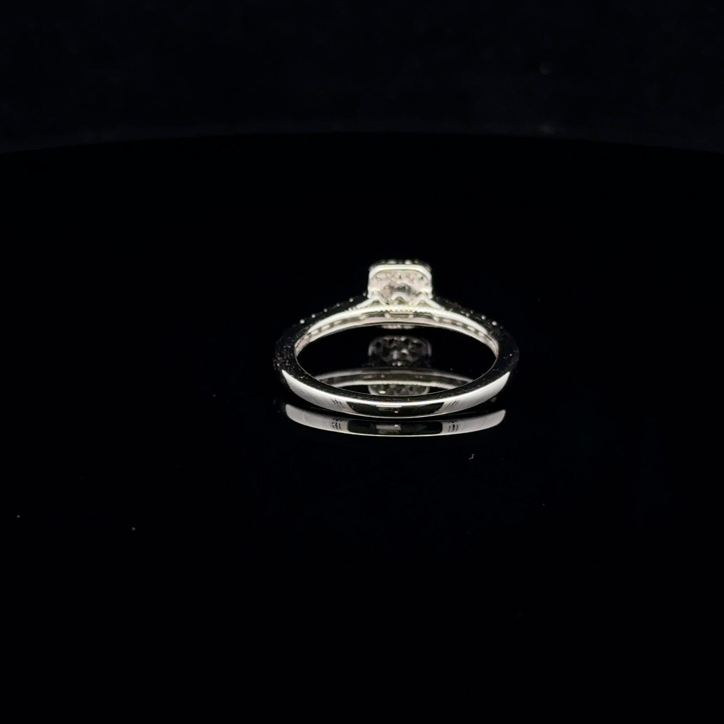 0.38ctw 0.16ct G/SI1 #7 Baguette Halo - 10KW - Natural Diamond - 53074
