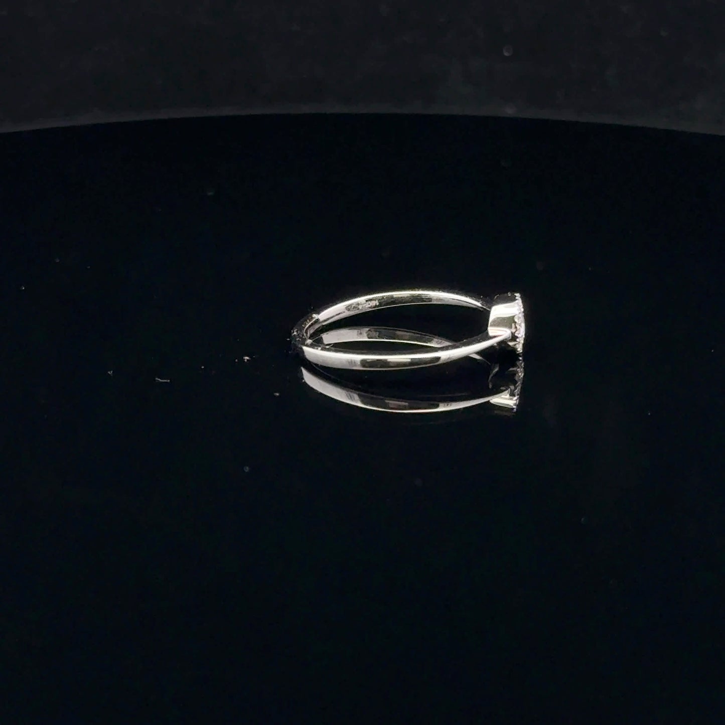 0.165ctw 0.11ct G/SI1 #6 Mini Halo Promise - 14KW - Natural Diamond - 53079