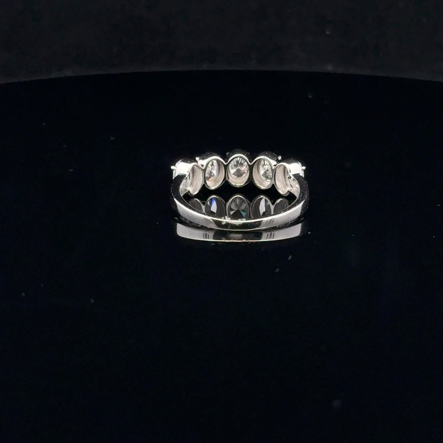 1.25ctw D/VS1 #7 Oval Band - 14KW - Lab Diamond - 53083