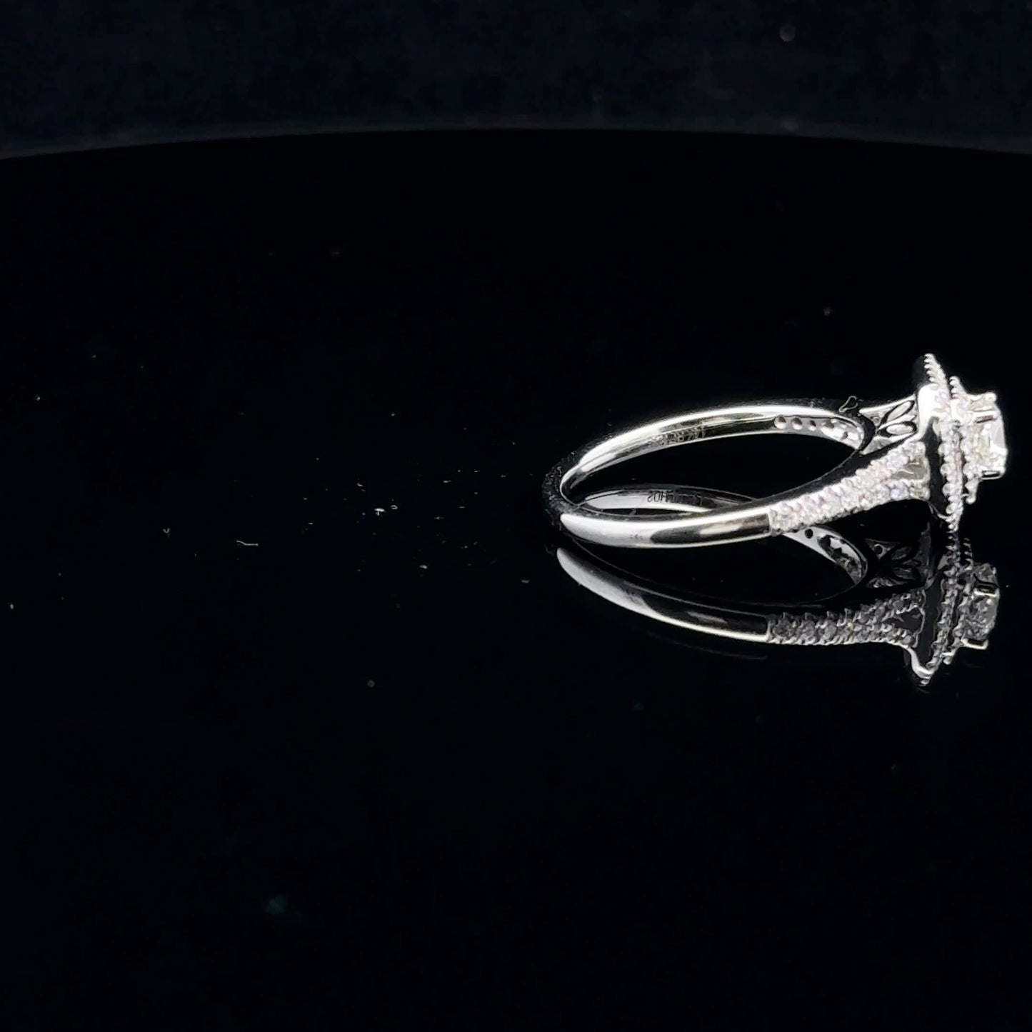 0.75ctw 0.33ct G/VS2 #7 Double Halo Cushion - 14KW - Natural Diamond - 53087