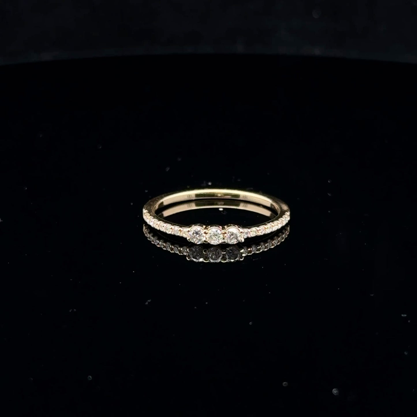 0.25ctw H/Si2 #7 Three Stone Band - 10KY - Natural Diamond - 53095
