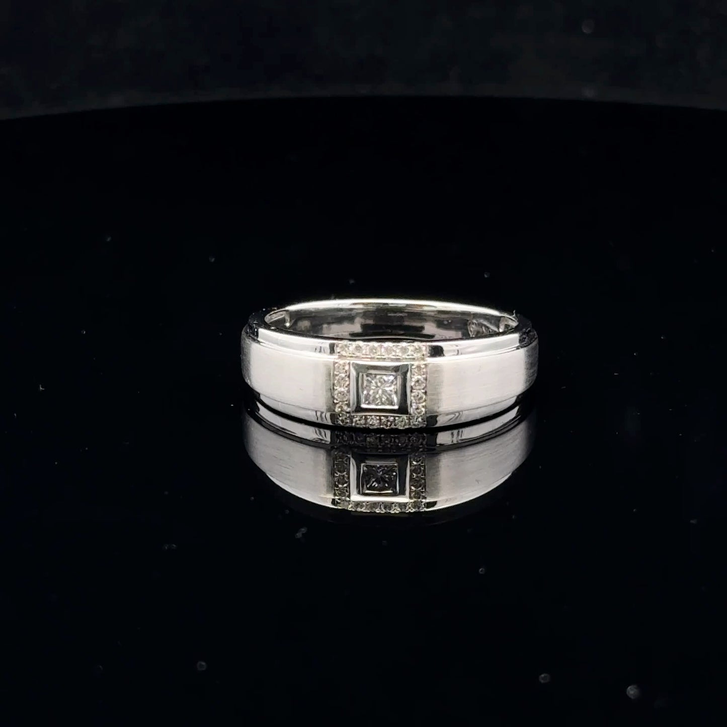 0.25ctw F/SI1 #9.75 Square Men's - 10KW - Natural Diamond - 53100