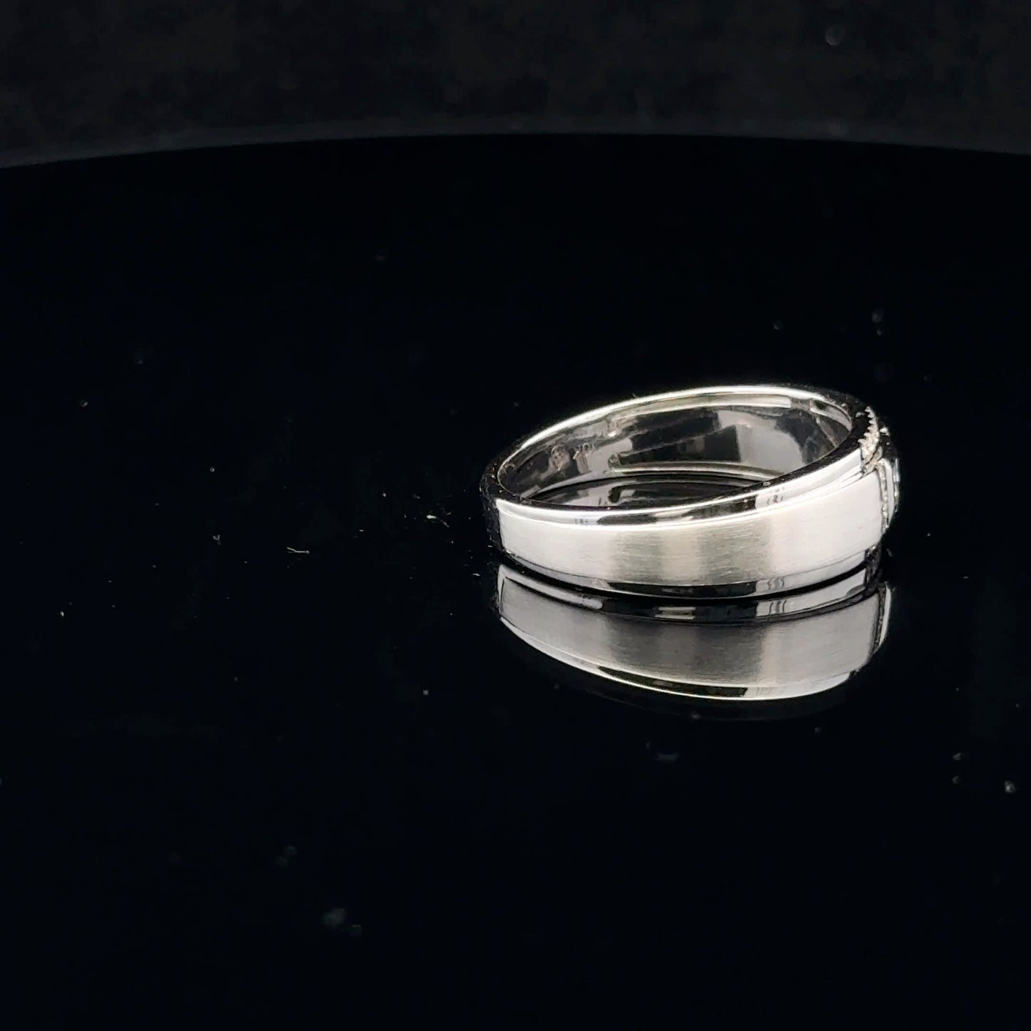 0.25ctw F/SI1 #9.75 Square Men's - 10KW - Natural Diamond - 53100