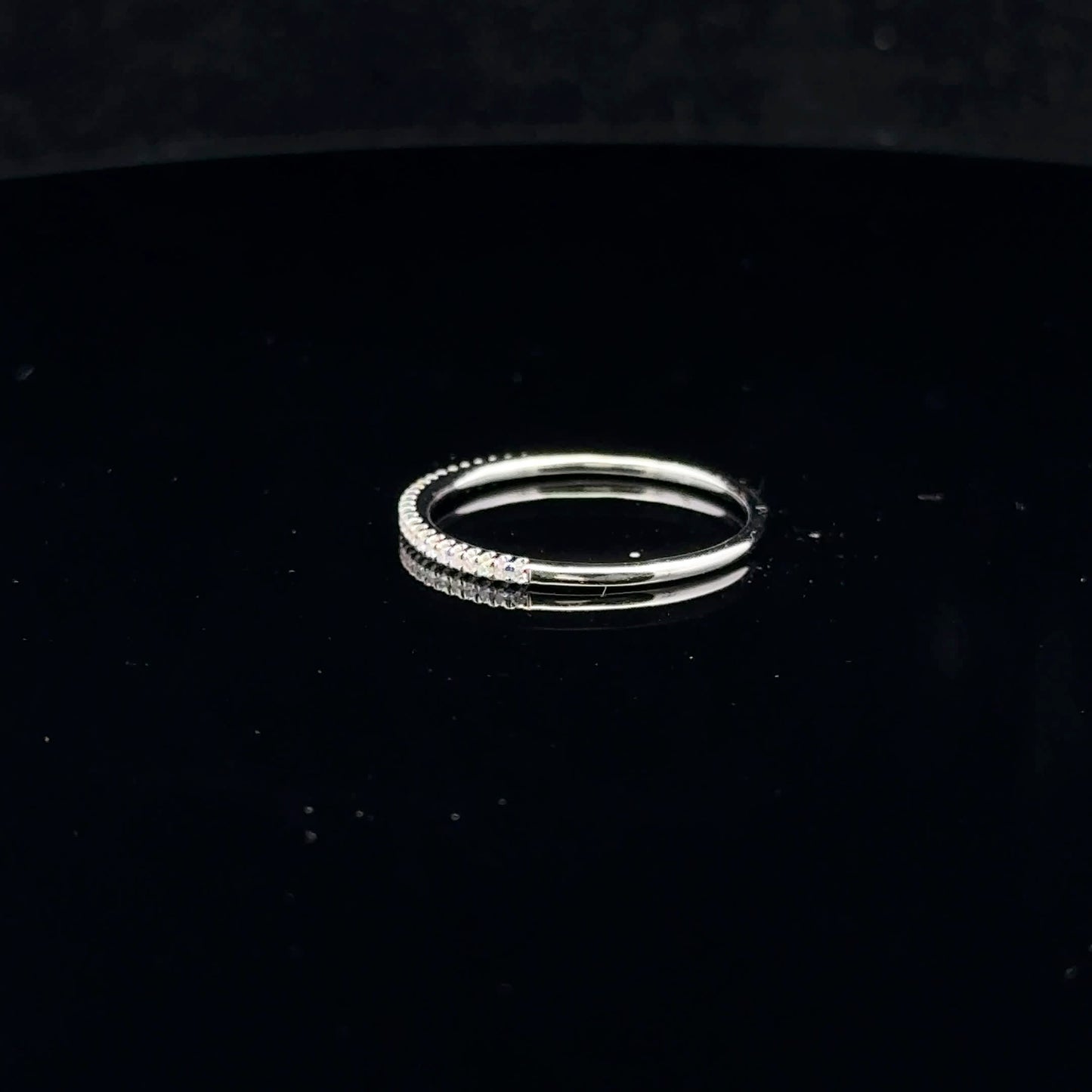 0.08ctw H/I1 #7 Band - 10KW - Natural Diamond - 53101