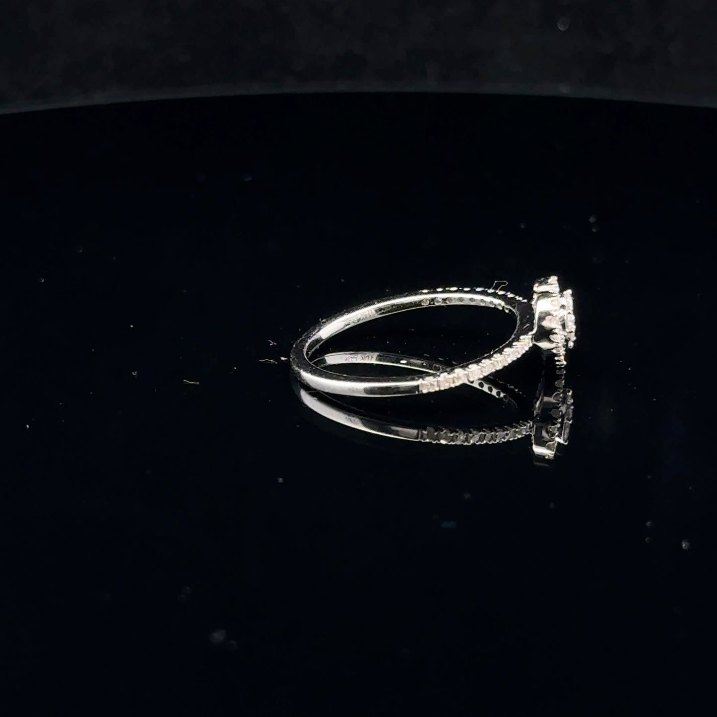 0.25ctw G/I1 #7 Heart Mini halo - 10KW - Natural Diamond - 53105