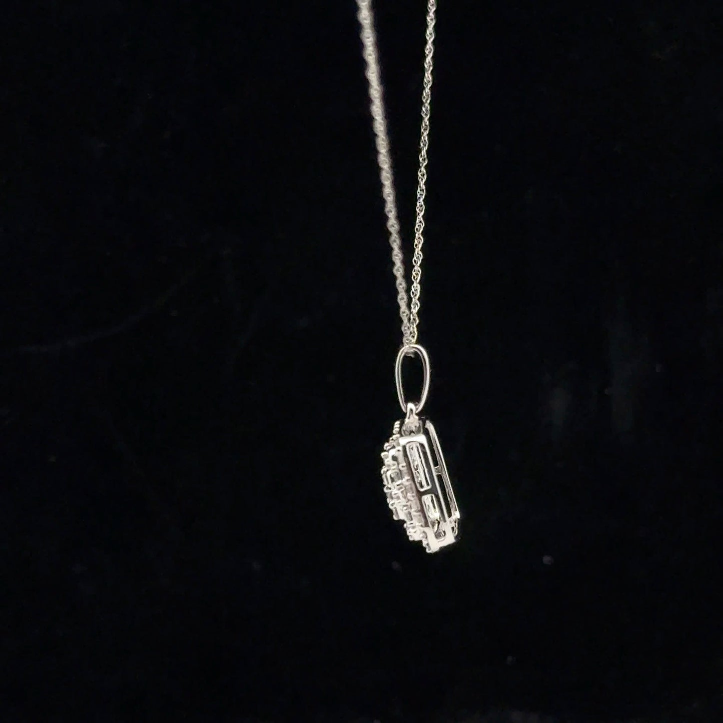 0.50ctw H/SI2 Square Halo - 10KW - Natural Diamond - 53116