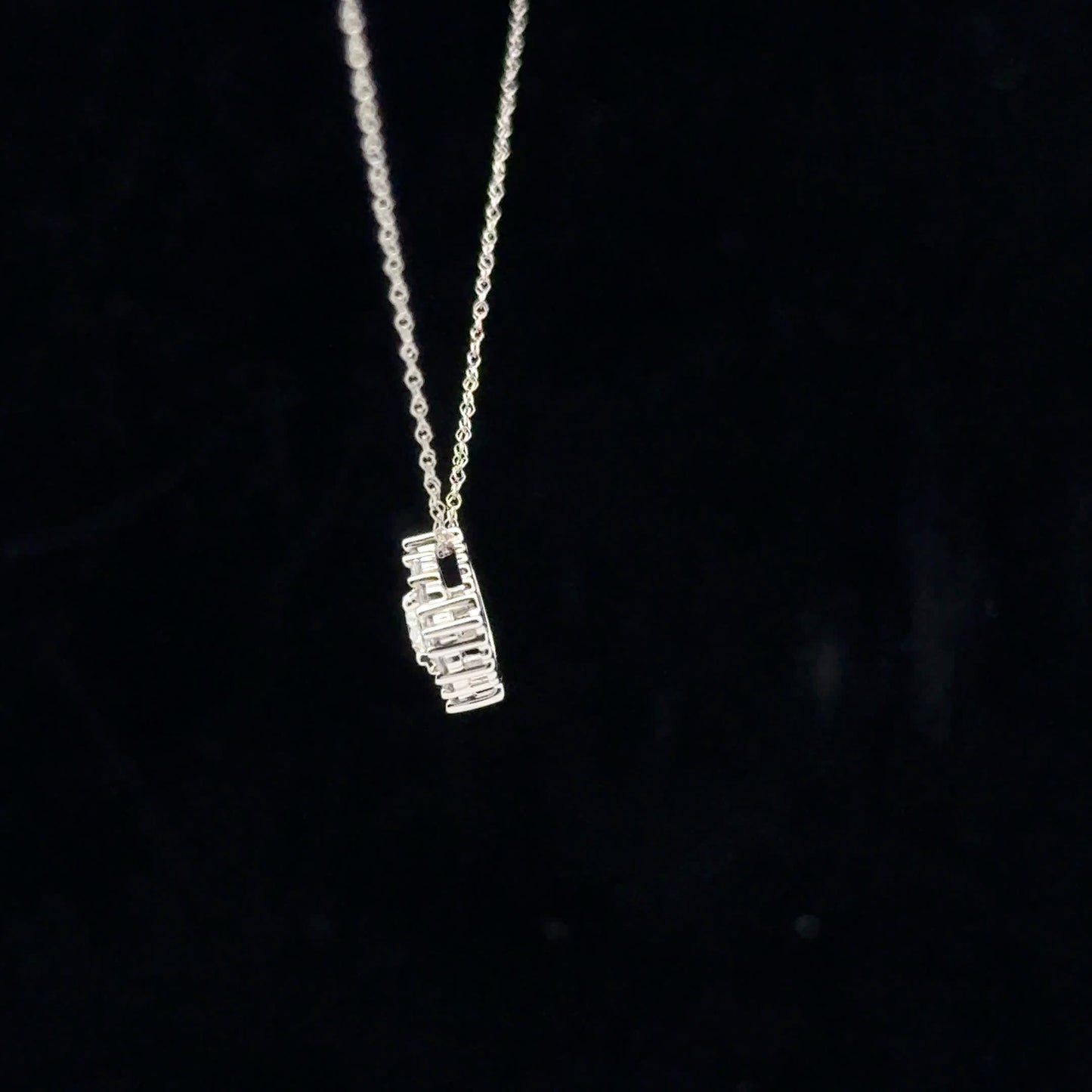 0.38ctw 0.20ct G/SI2 Halo Necklace - 10KW - Natural Diamond - 53117